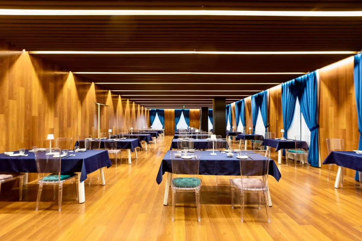 Restaurant/places to eat in Chengdu Chengshe Hotel - Wenjiang University Town Southwest Caida Branch