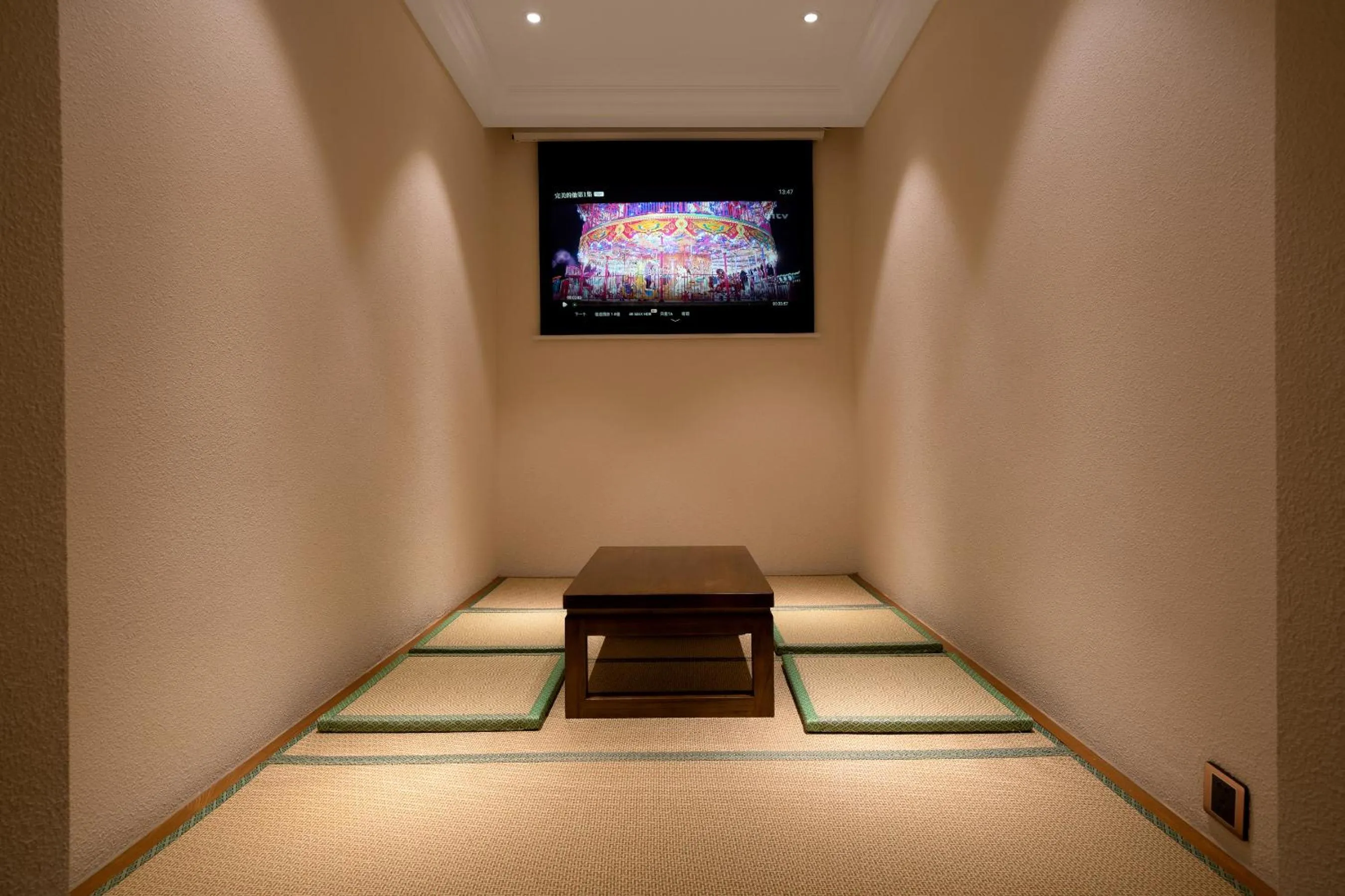 JAMES JOYCE COFFETEI- Guangzhou Beijing Road Metro Station Pedestrian Street Branch