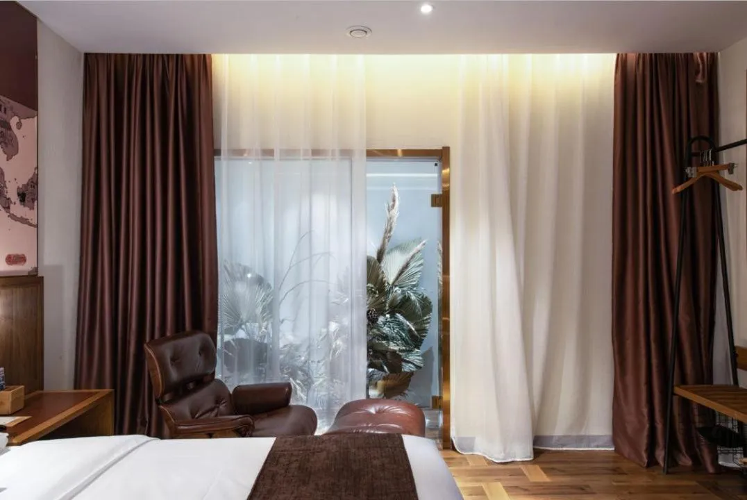 JAMES JOYCE COFFETEI- Guangzhou Beijing Road Metro Station Pedestrian Street Branch