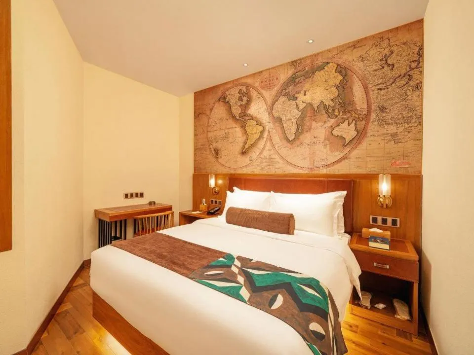 JAMES JOYCE COFFETEI- Guangzhou Beijing Road Metro Station Pedestrian Street Branch