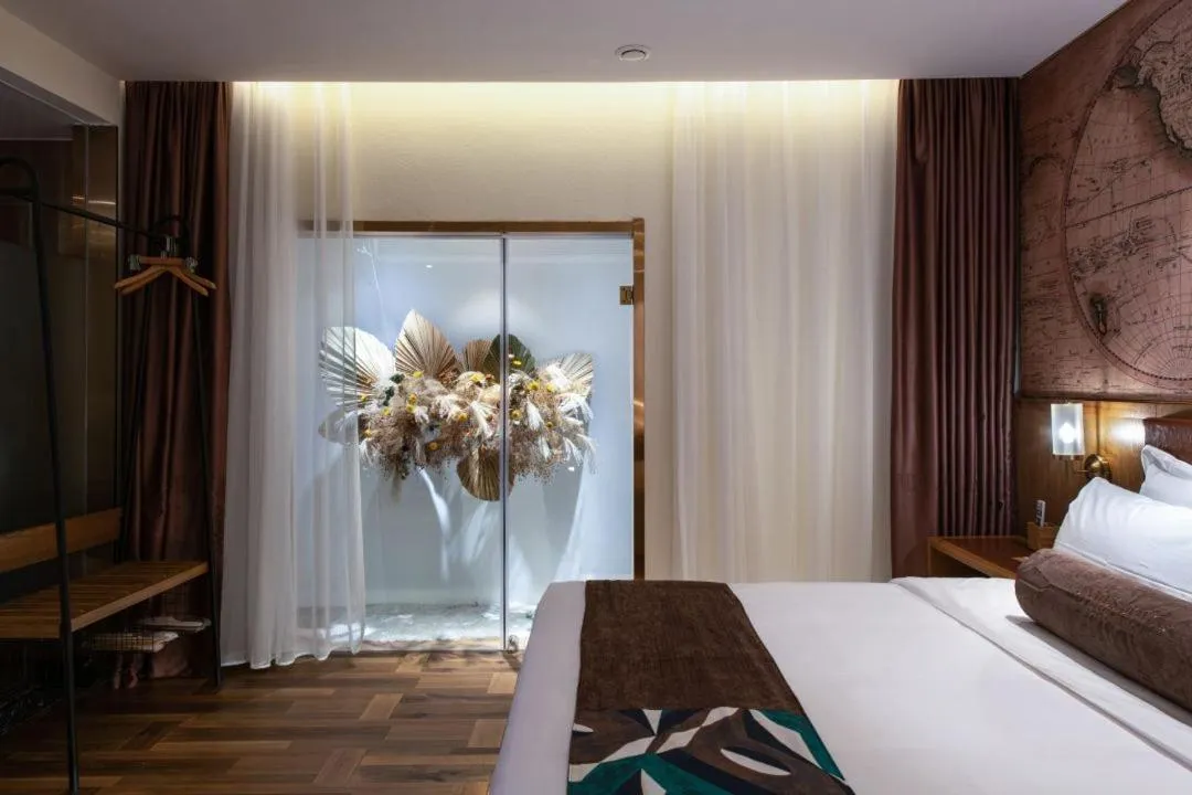 JAMES JOYCE COFFETEI- Guangzhou Beijing Road Metro Station Pedestrian Street Branch