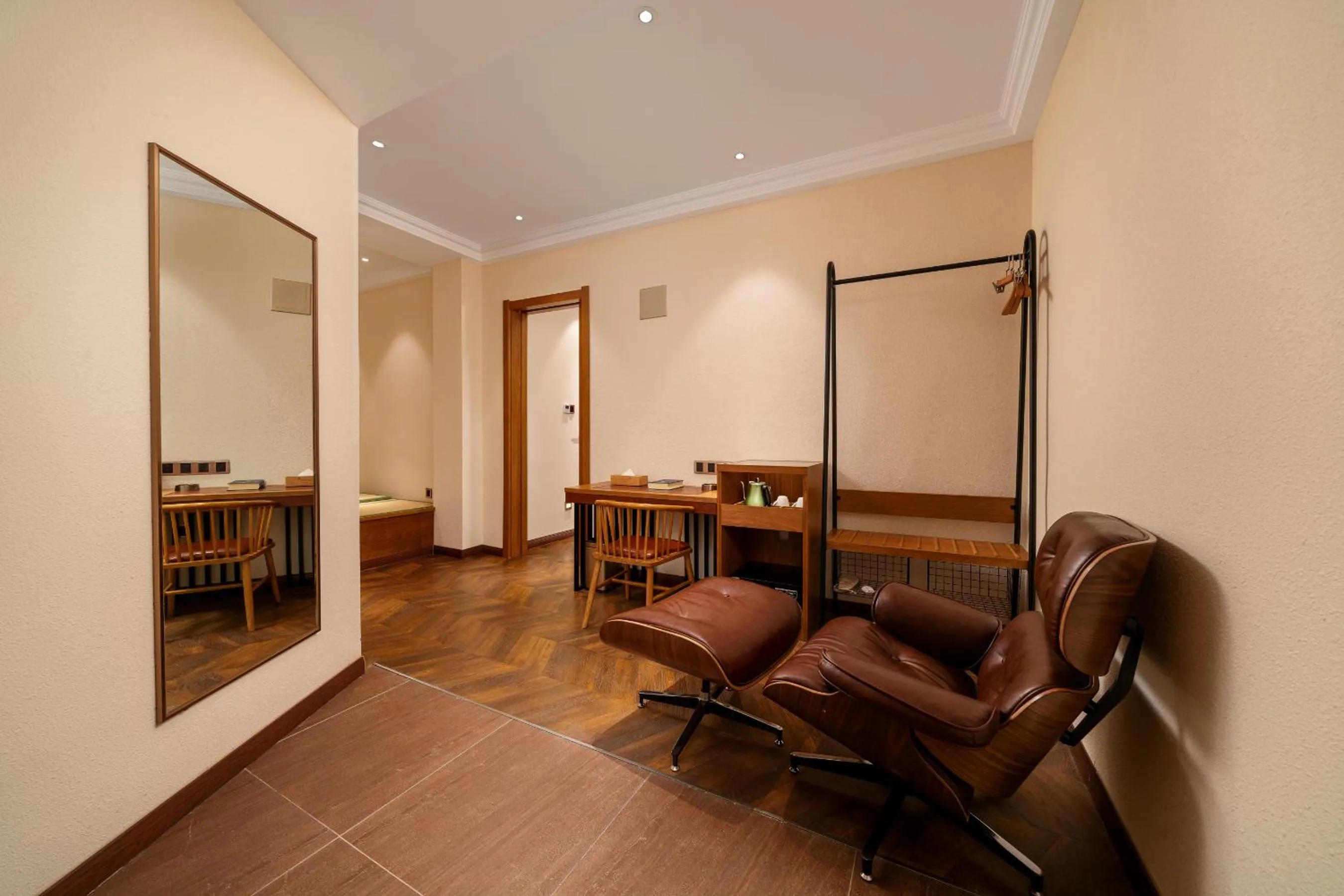 JAMES JOYCE COFFETEI- Guangzhou Beijing Road Metro Station Pedestrian Street Branch