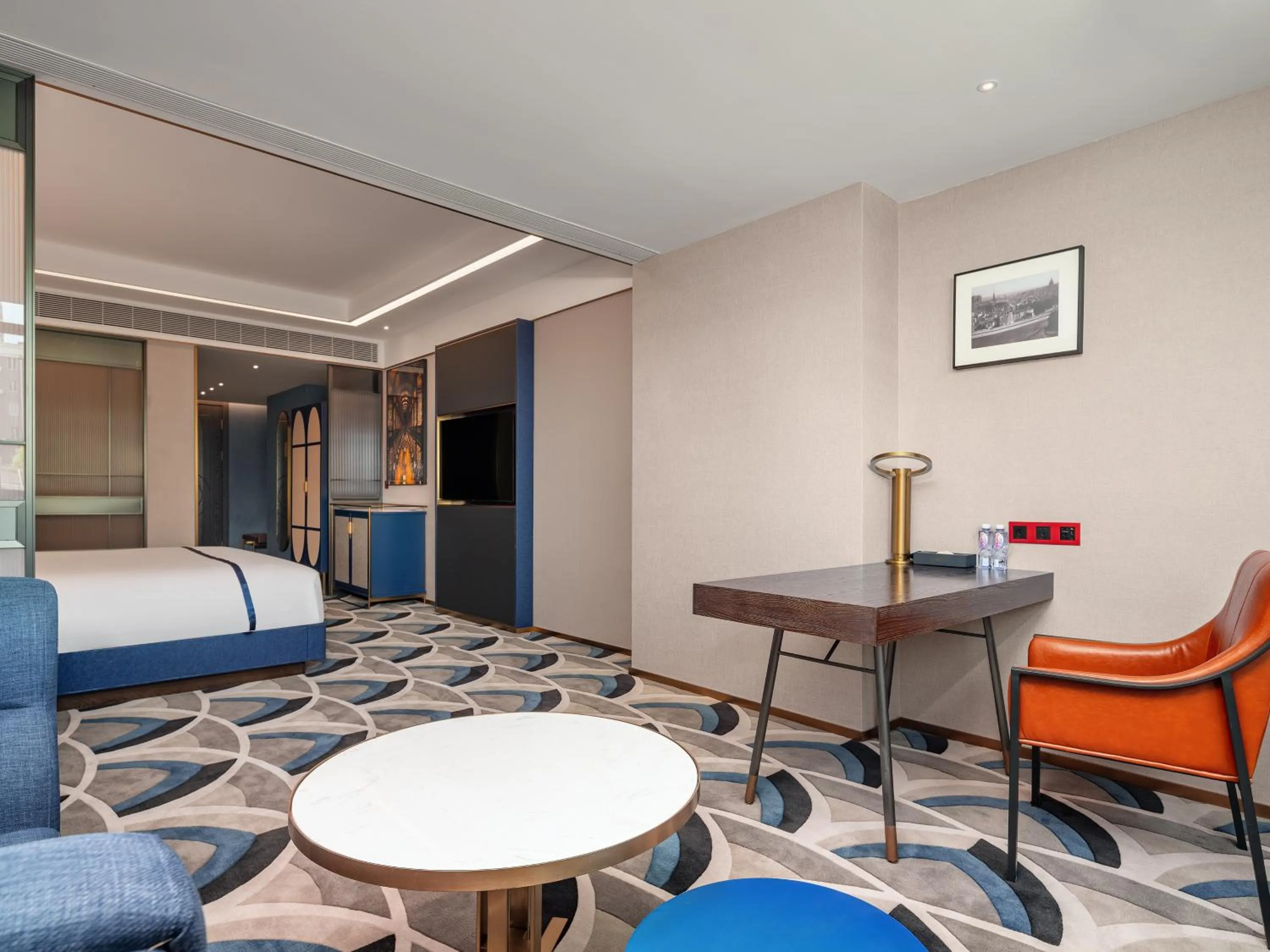 Photo of the whole room, Bed in 西安钟楼枫渡酒店永兴坊地铁站店