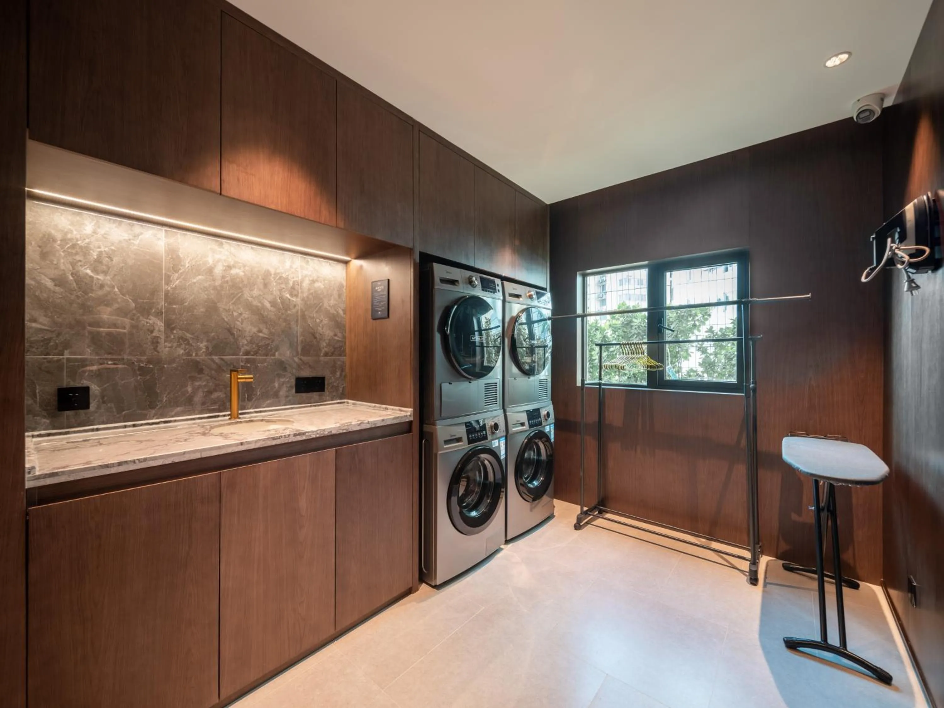 laundry in 西安钟楼枫渡酒店永兴坊地铁站店