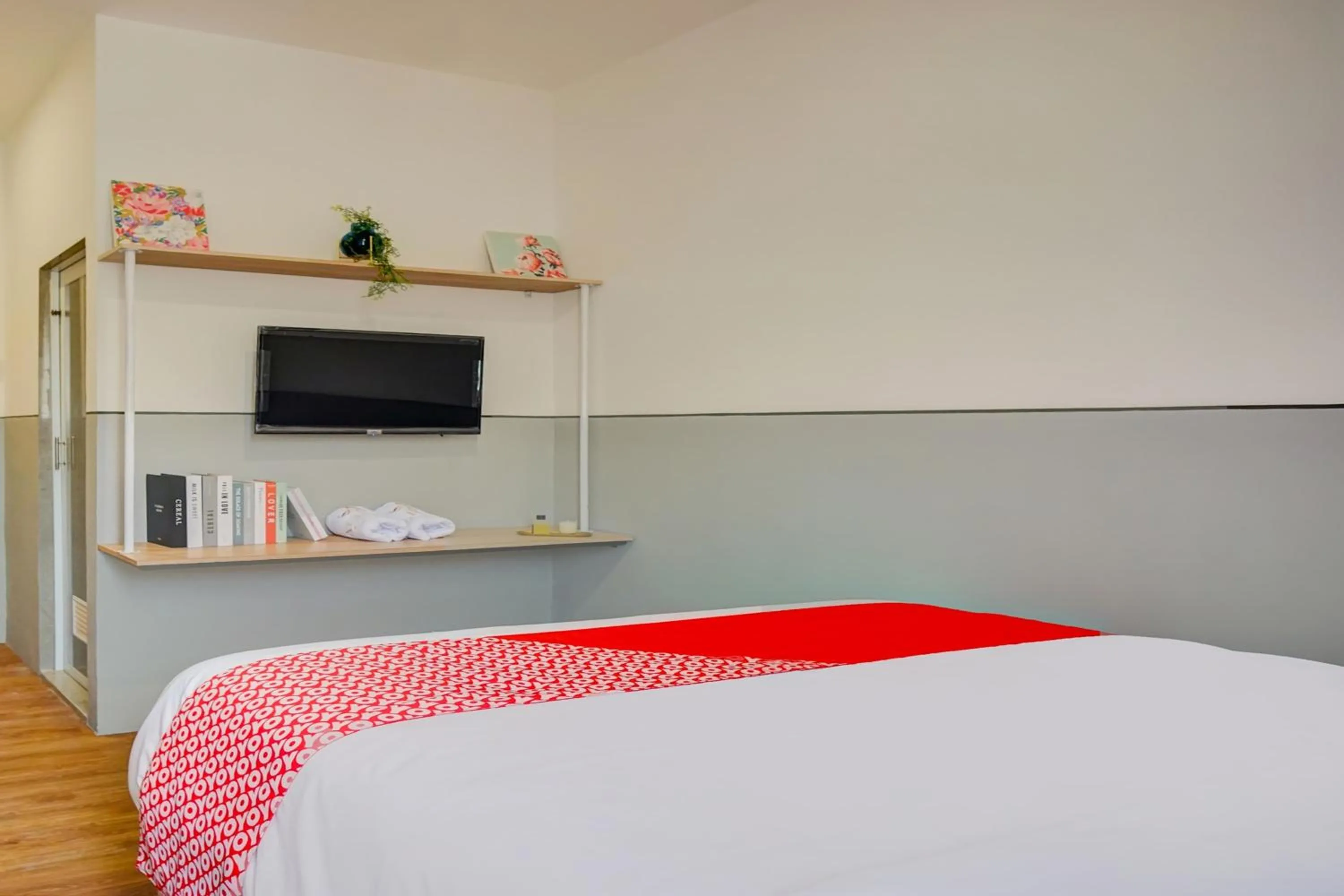 Bedroom, Bed in Hotel O Alhesa Residence