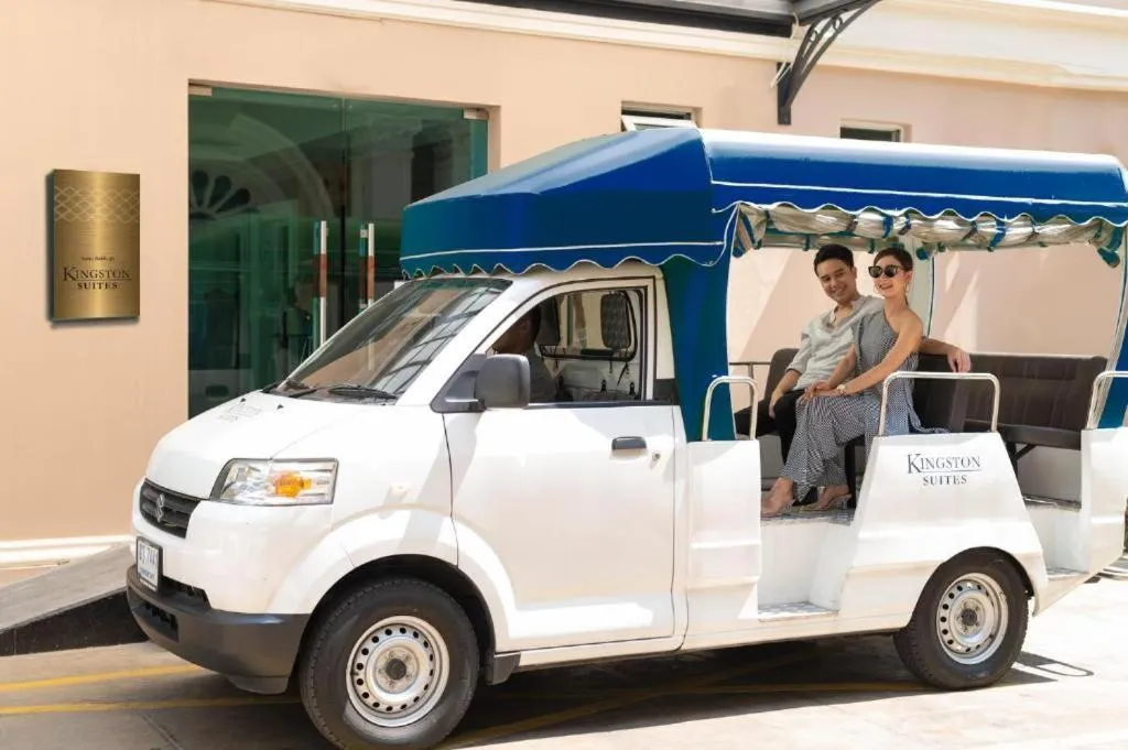 Property building in Court Wing Hotel Sukhumvit Bangkok