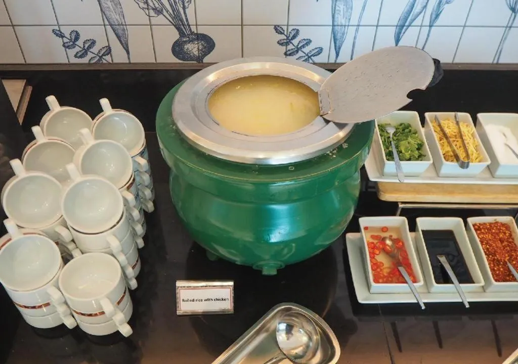 Breakfast in Court Wing Hotel Sukhumvit Bangkok