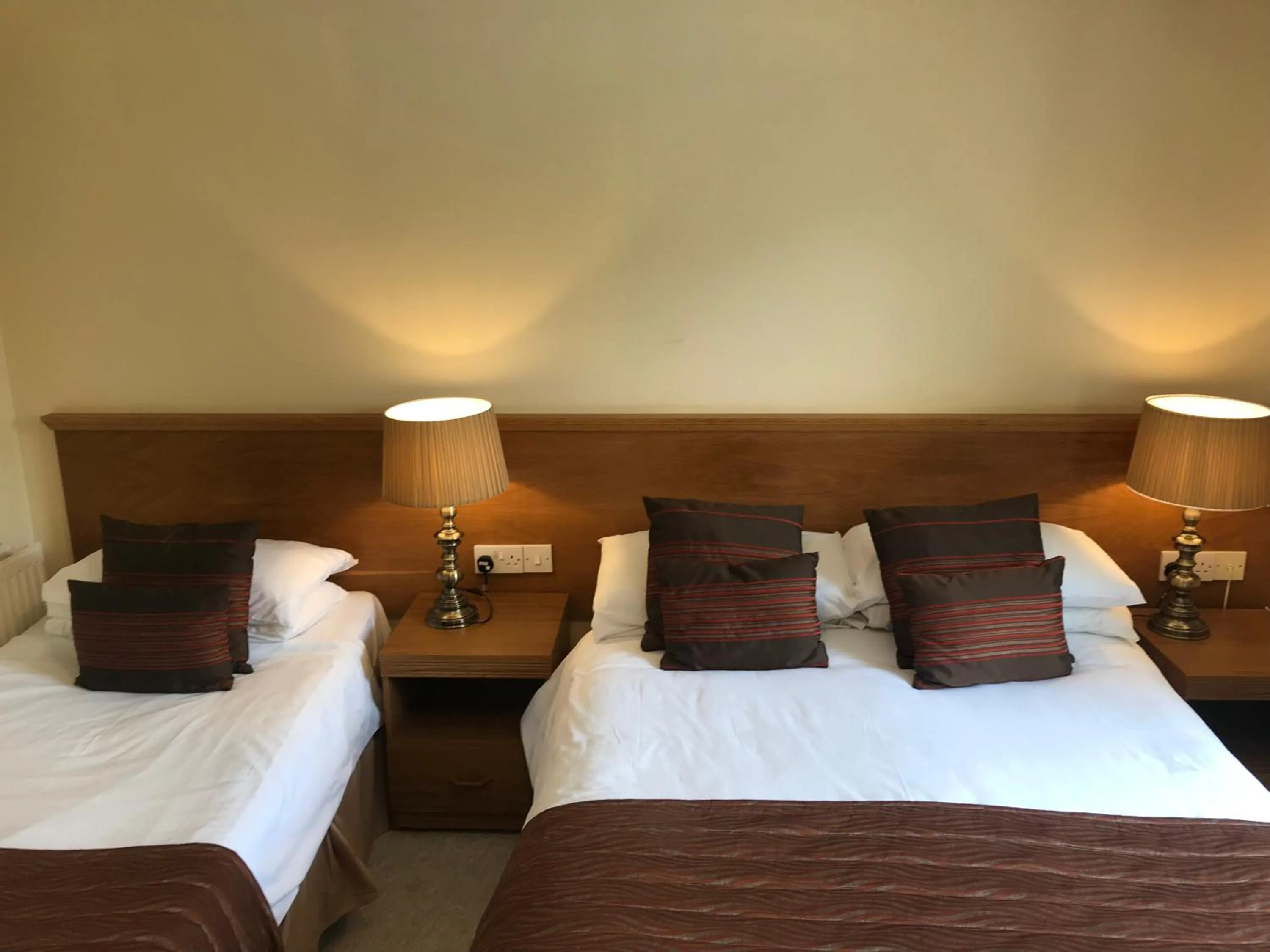 Bedroom, Bed in Anchorage Hotel & Spa