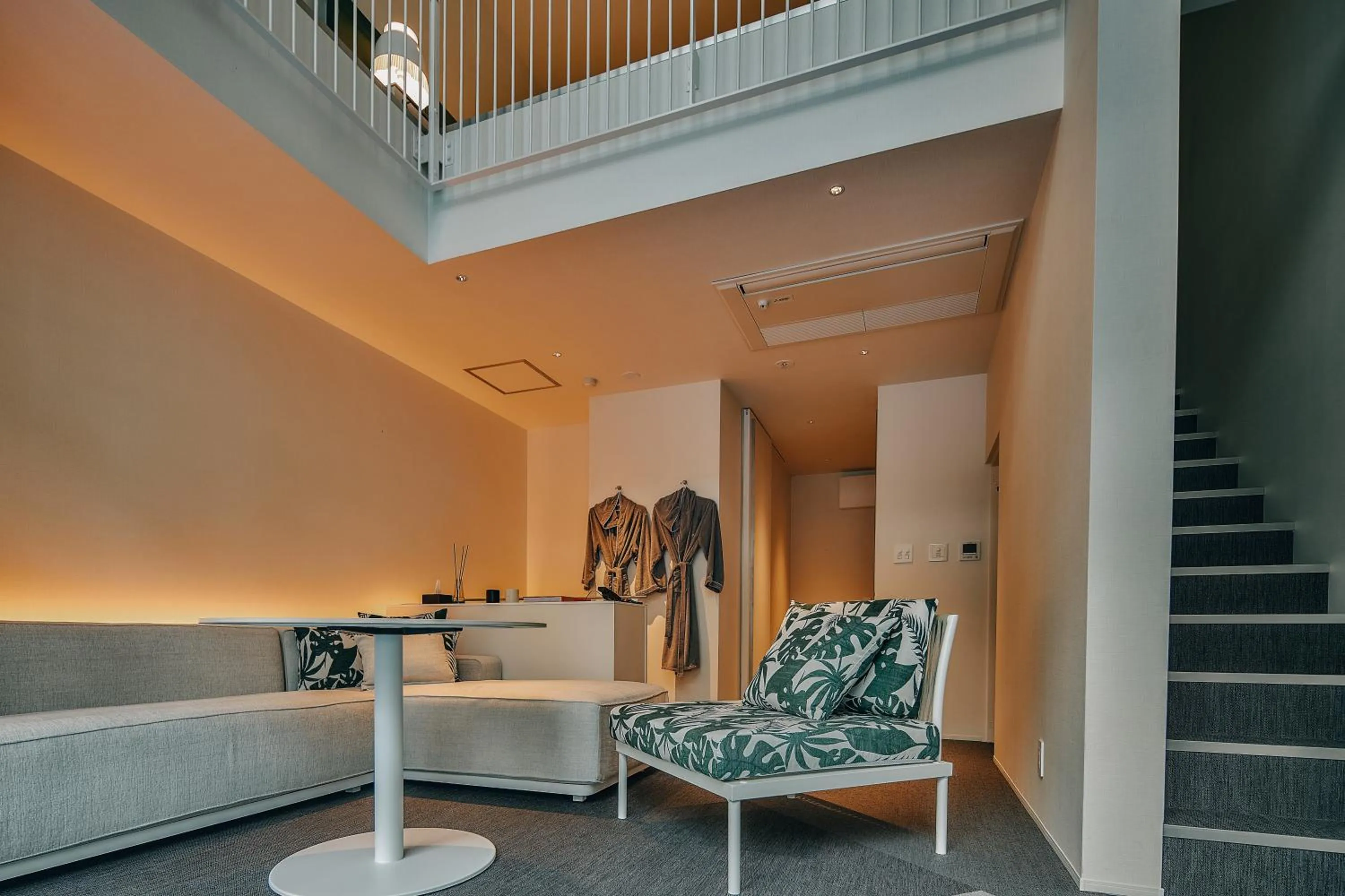 Photo of the whole room in BOTANICAL POOL CLUB