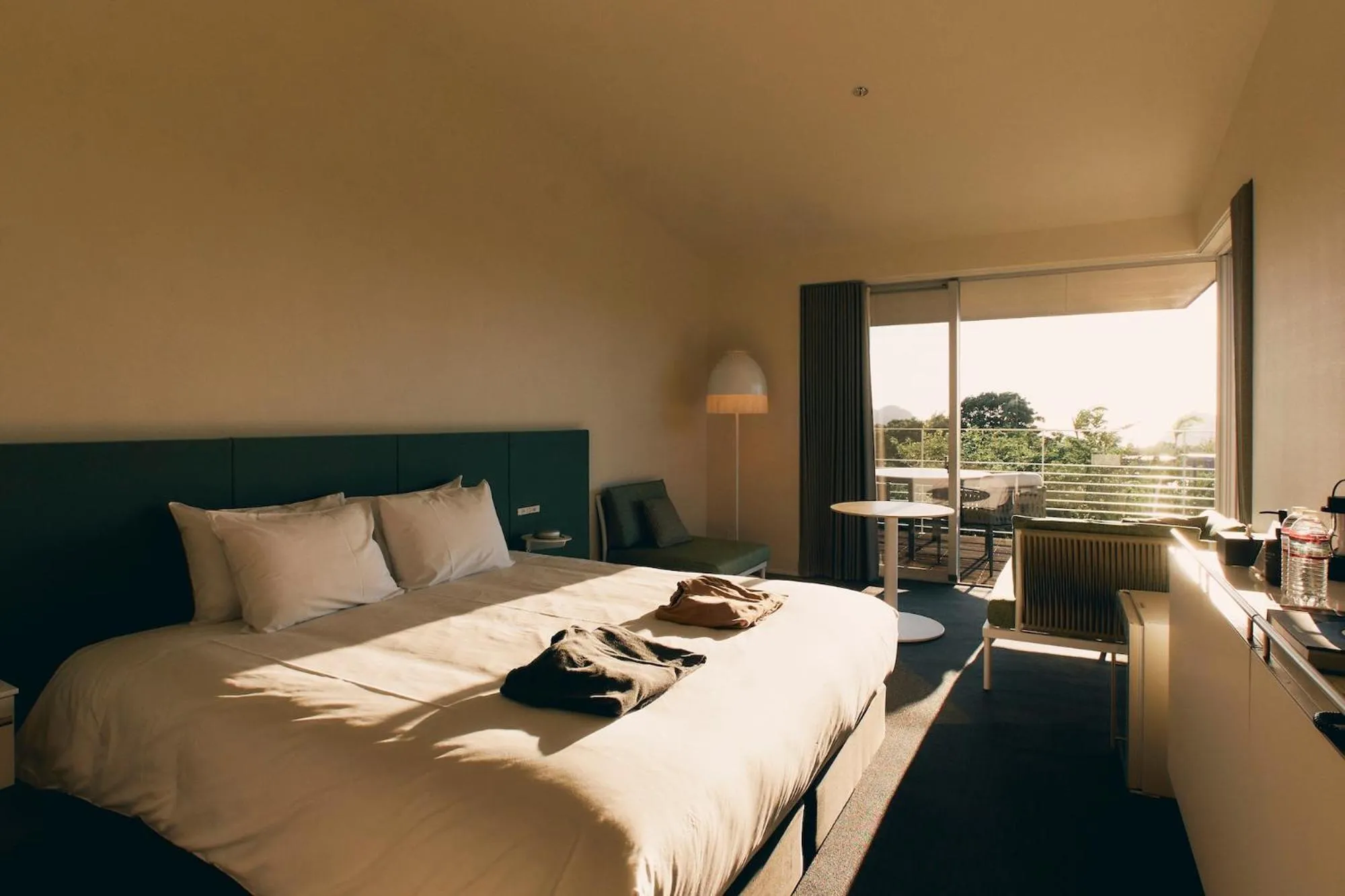 Photo of the whole room, Bed in BOTANICAL POOL CLUB