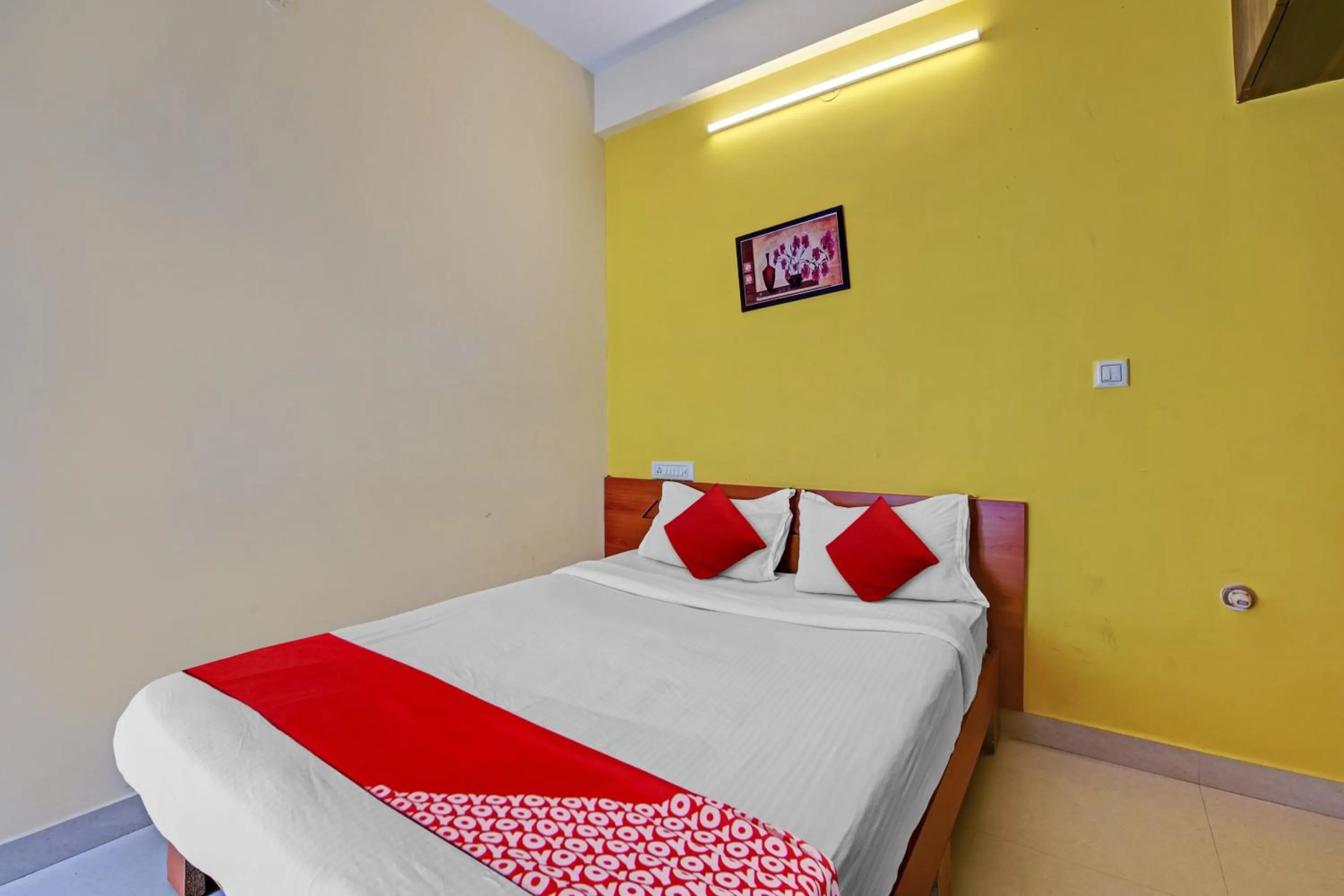 Lobby or reception, Bed in Hotel O Metro Inn Manyata