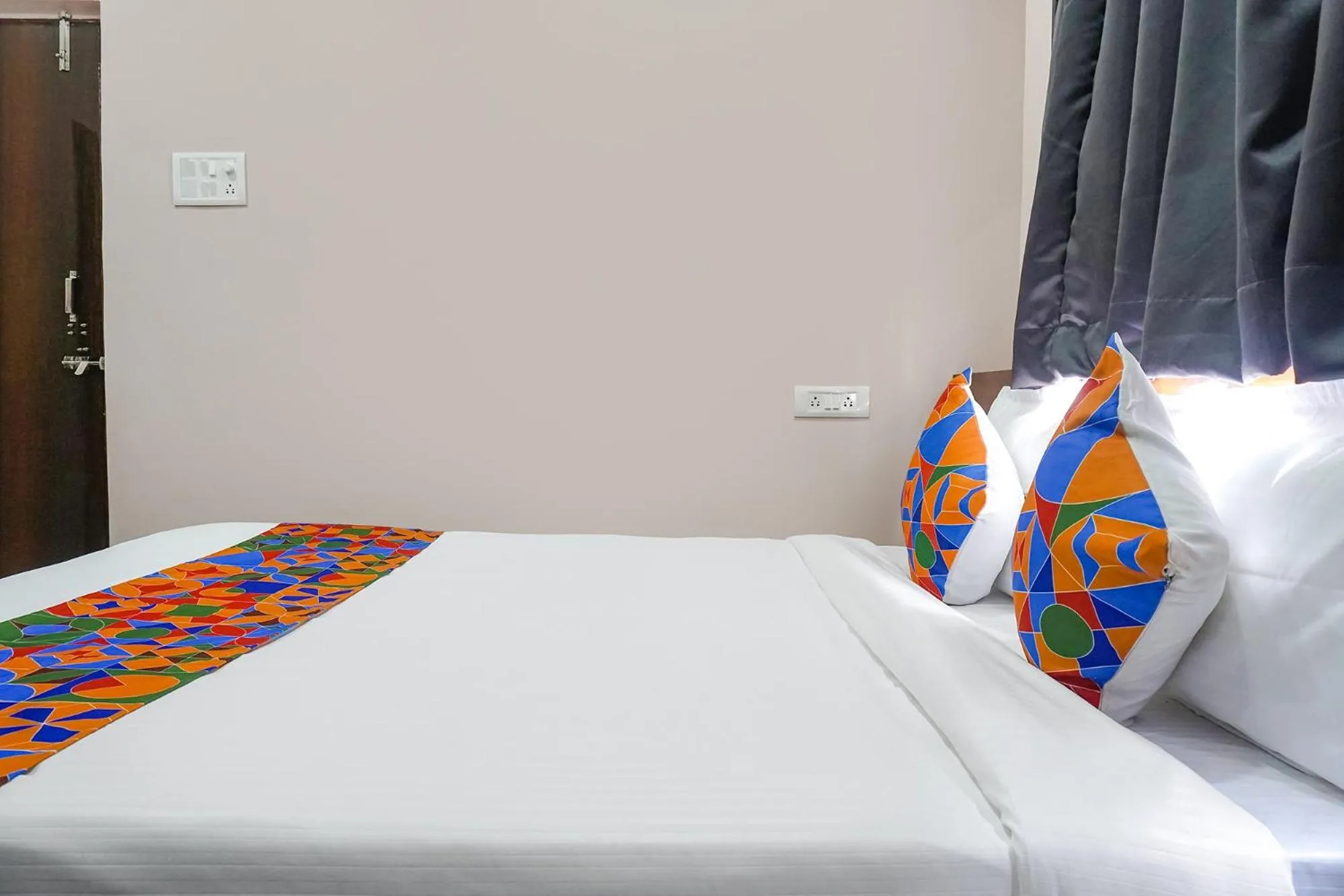 Bedroom, Bed in FabHotel Skyline I - Nr Baner Hill