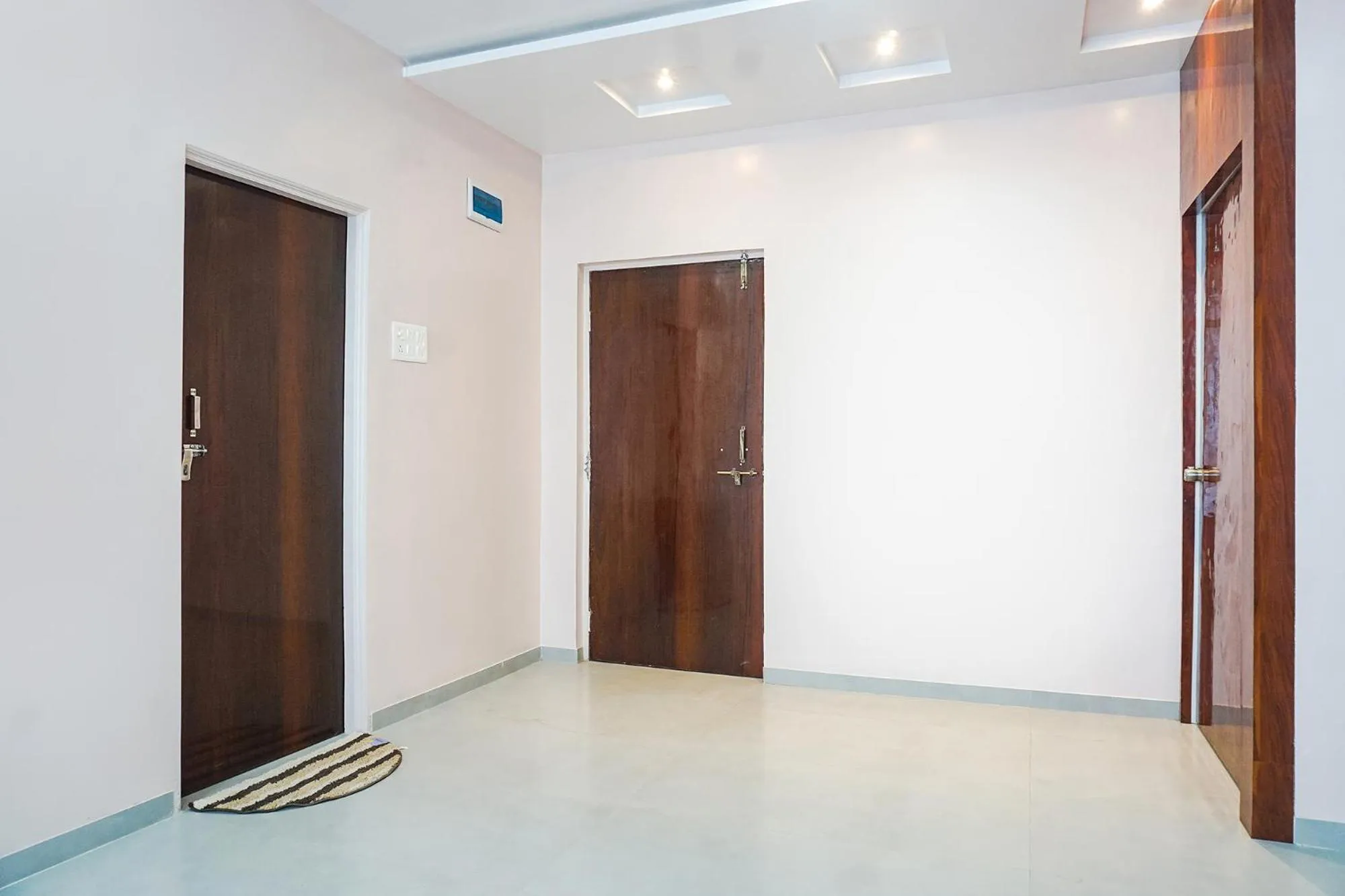 Lobby or reception in FabHotel Skyline I - Nr Baner Hill