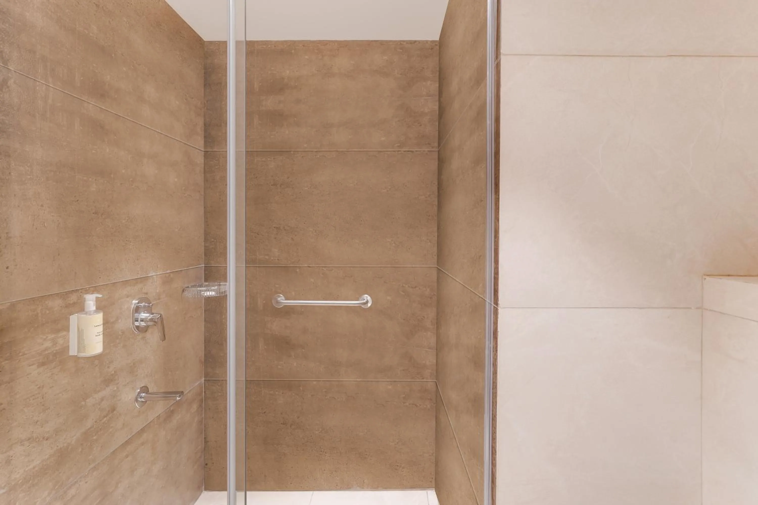 Bathroom in Lemon Tree Hotel, Haridwar