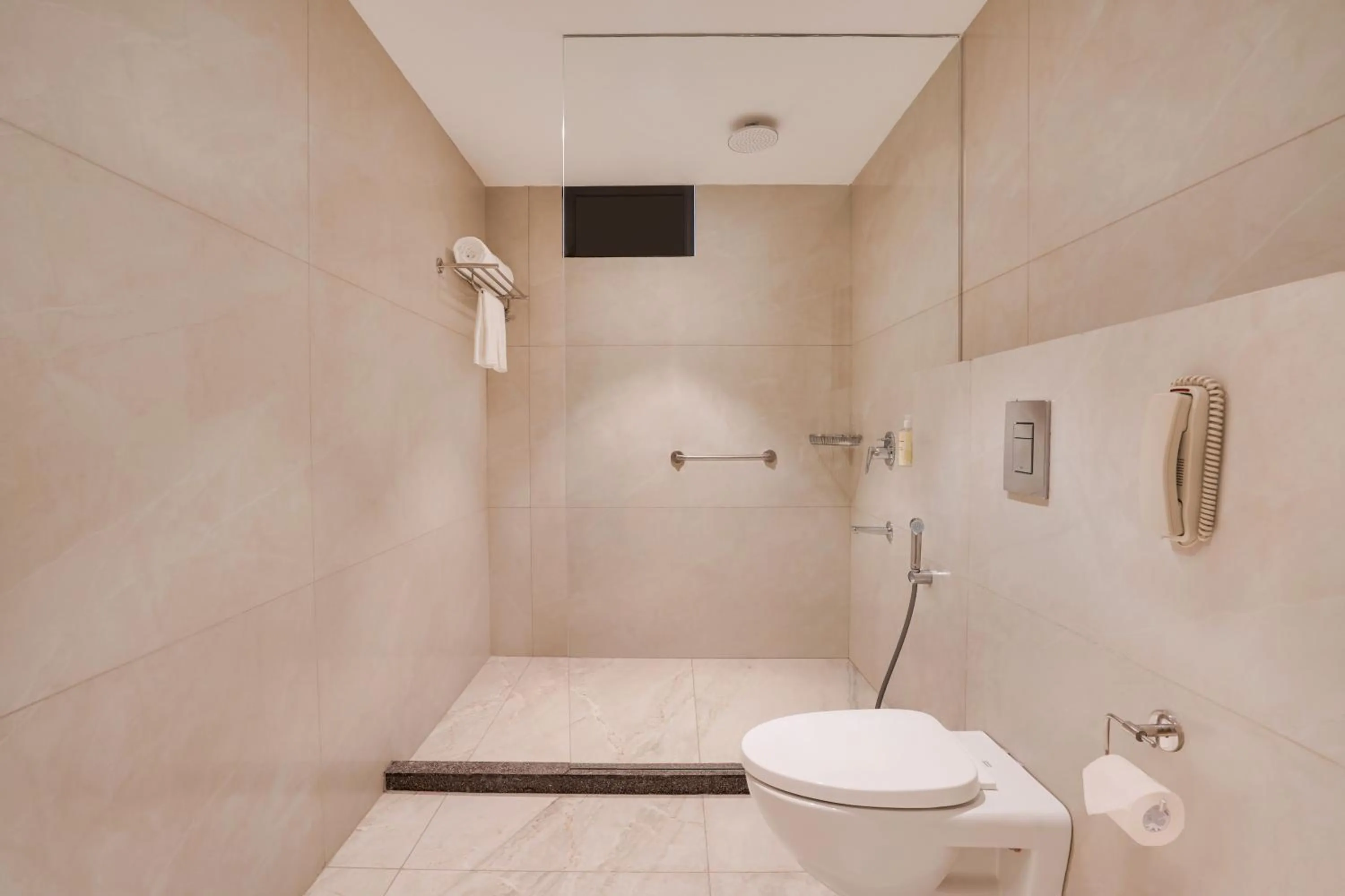 Bathroom in Lemon Tree Hotel, Haridwar