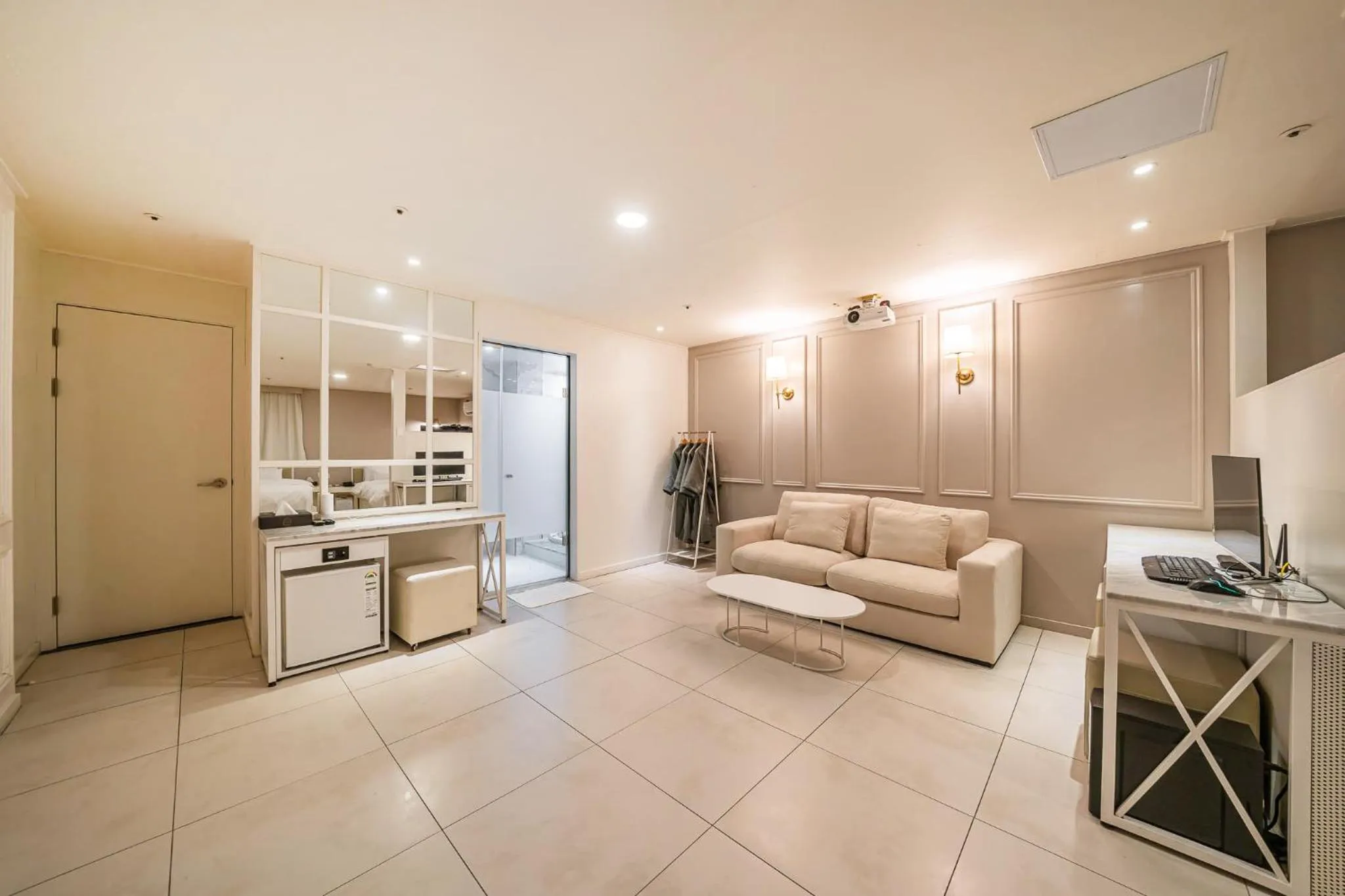 Seating area in HOTEL STAY AYANA DAEJEON