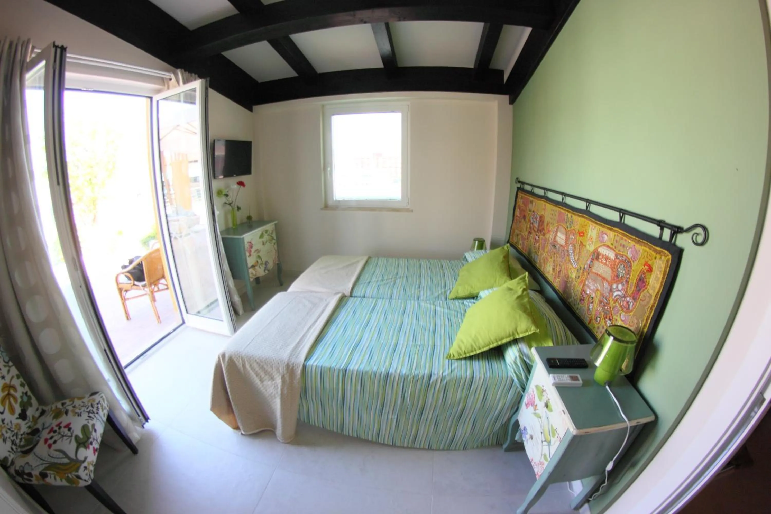 Bed in B&B I Fiori del Mare