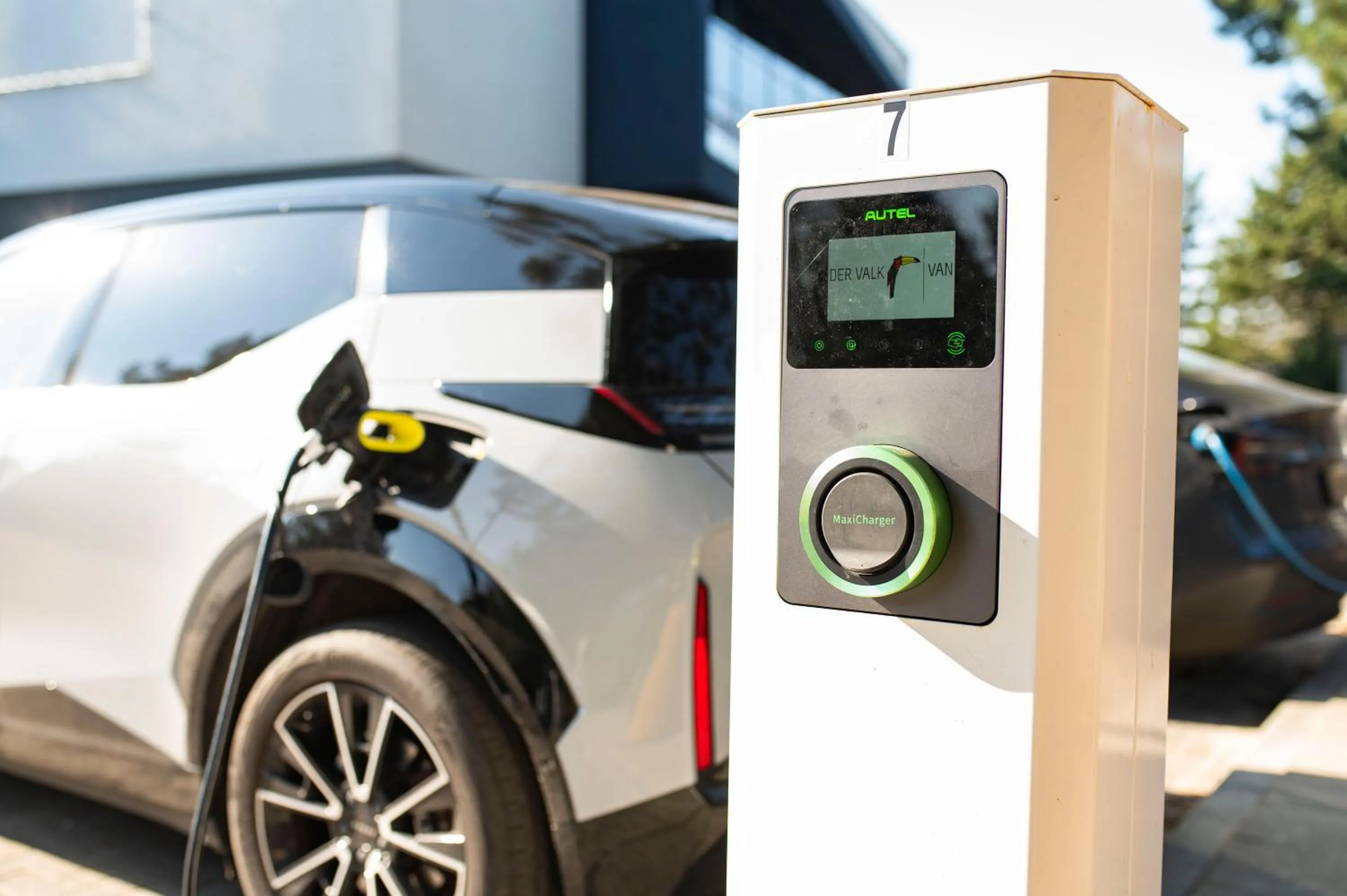 Parking in Van der Valk Hotel Sassenheim - Leiden