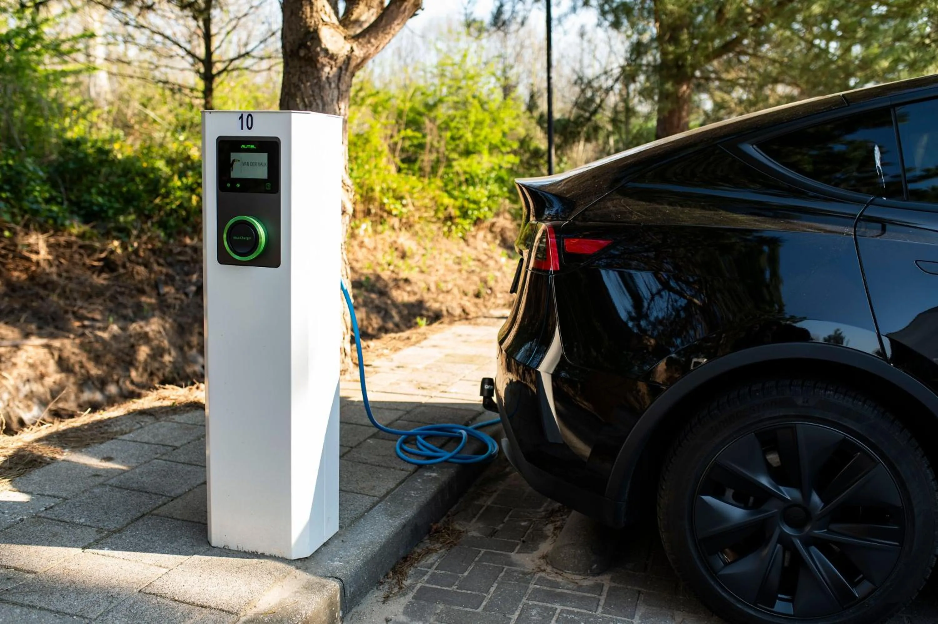 Parking in Van der Valk Hotel Sassenheim - Leiden