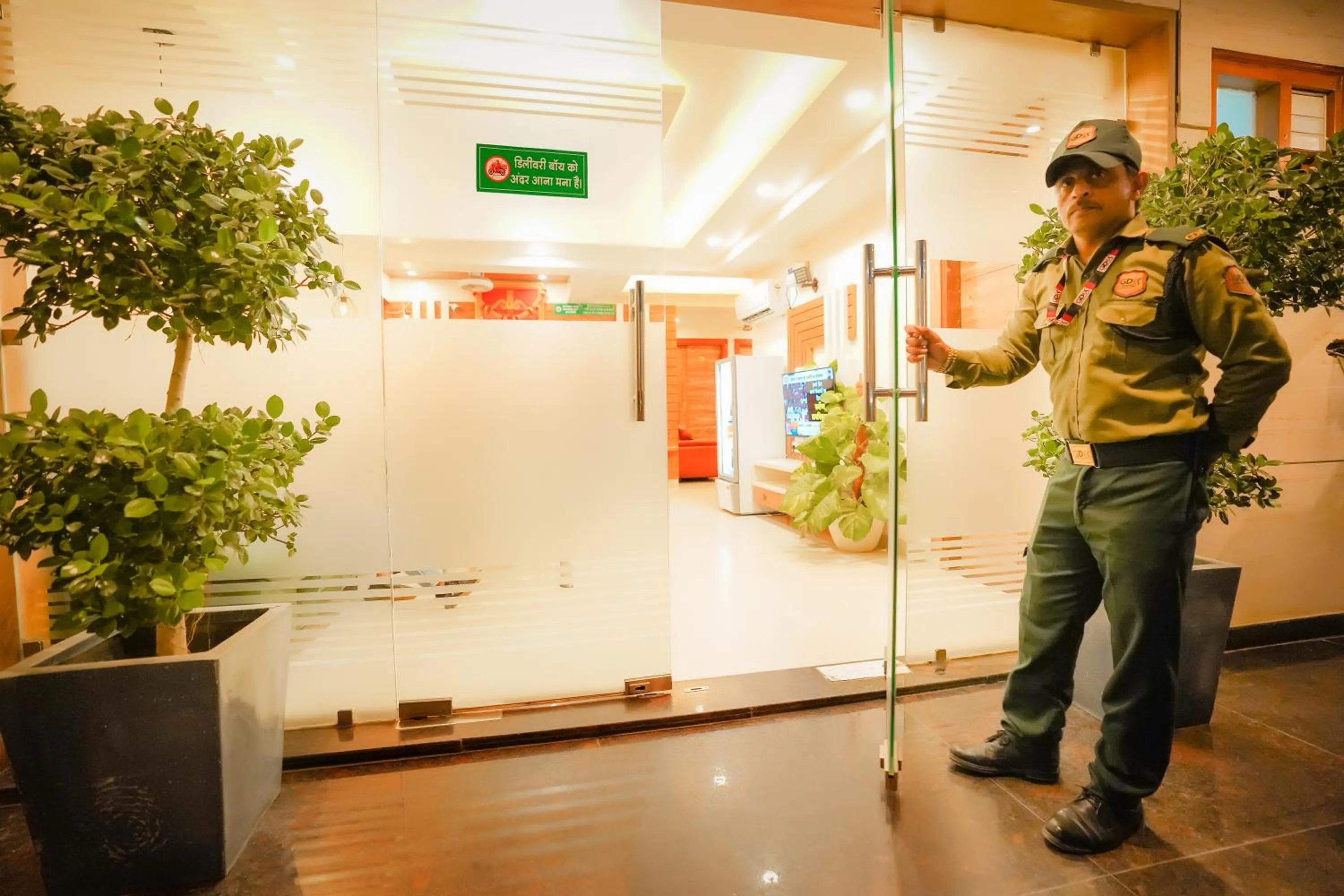 Facade/entrance in Hotel Maharaja Palace Boutique Hotels Near Medanta Medicity Gurgaon