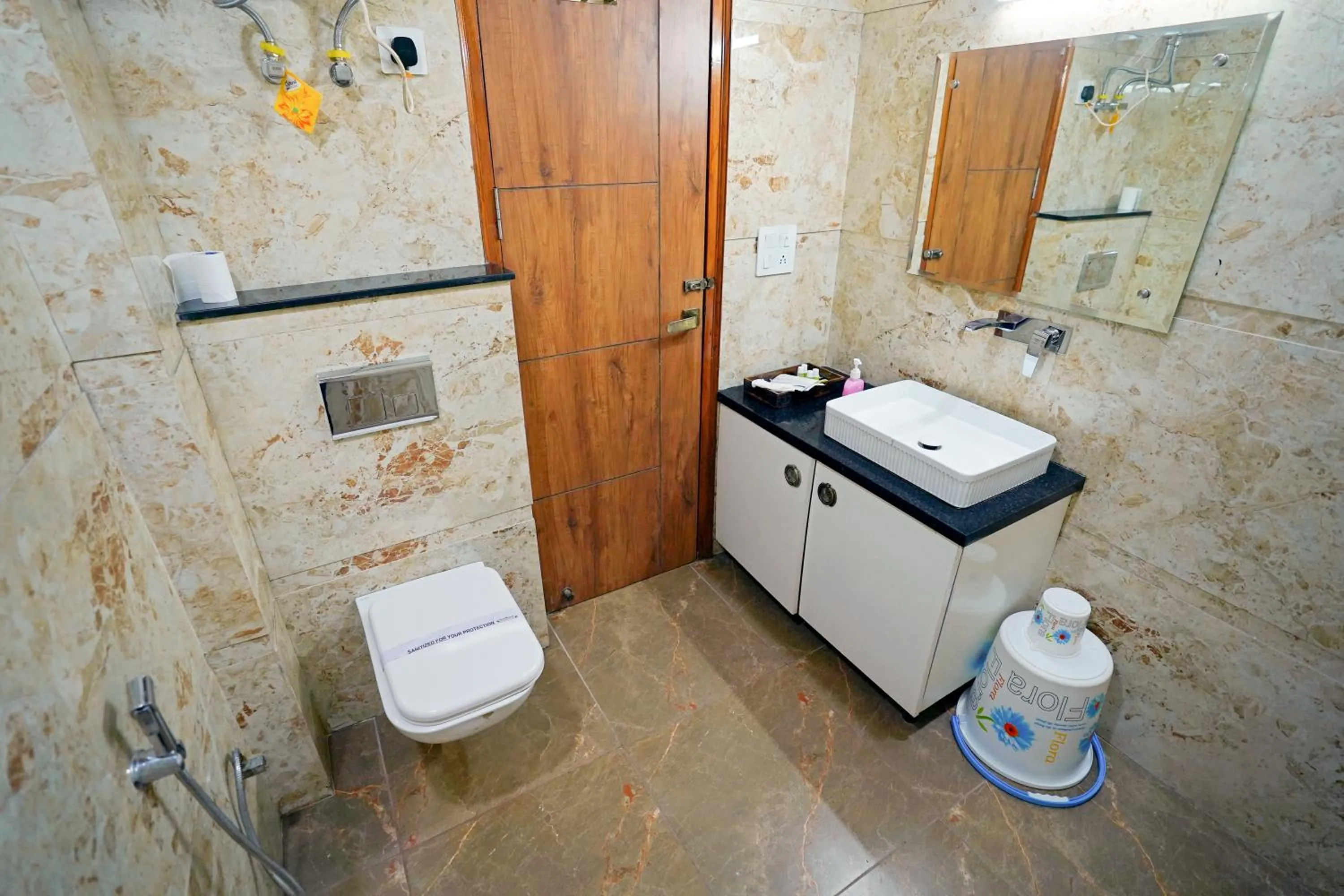 Toilet in Hotel Maharaja Palace Boutique Hotels Near Medanta Medicity Gurgaon