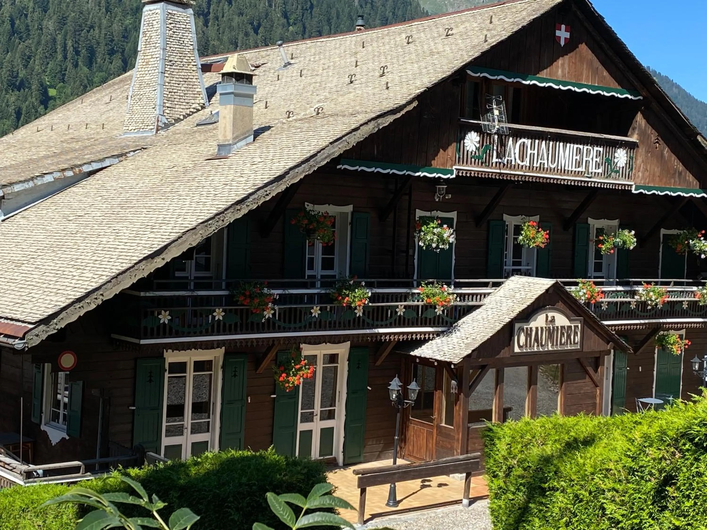 Property building in La Chaumiere - Luxury Traditional Chalet, Châtel