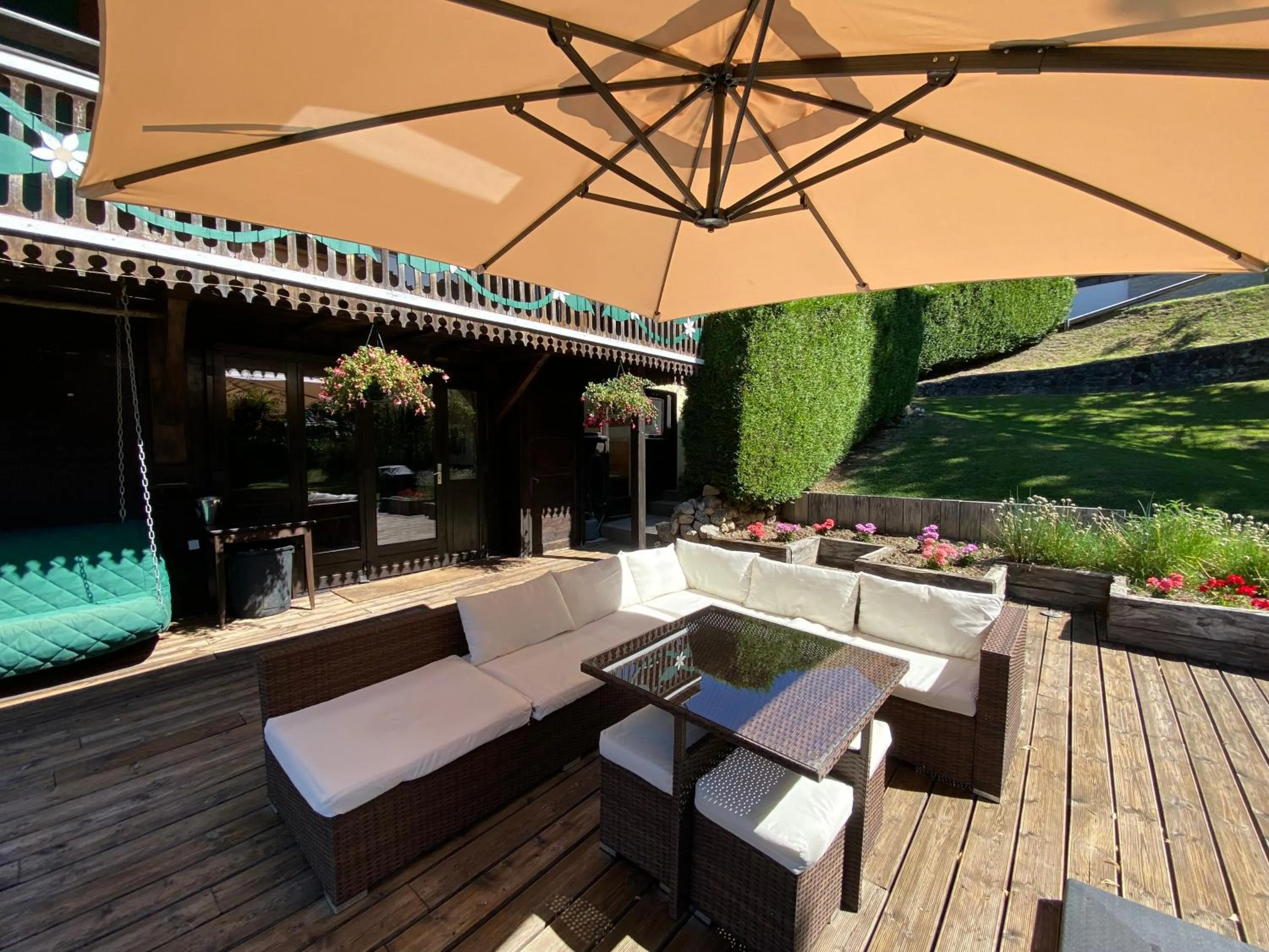 Property building in La Chaumiere - Luxury Traditional Chalet, Châtel