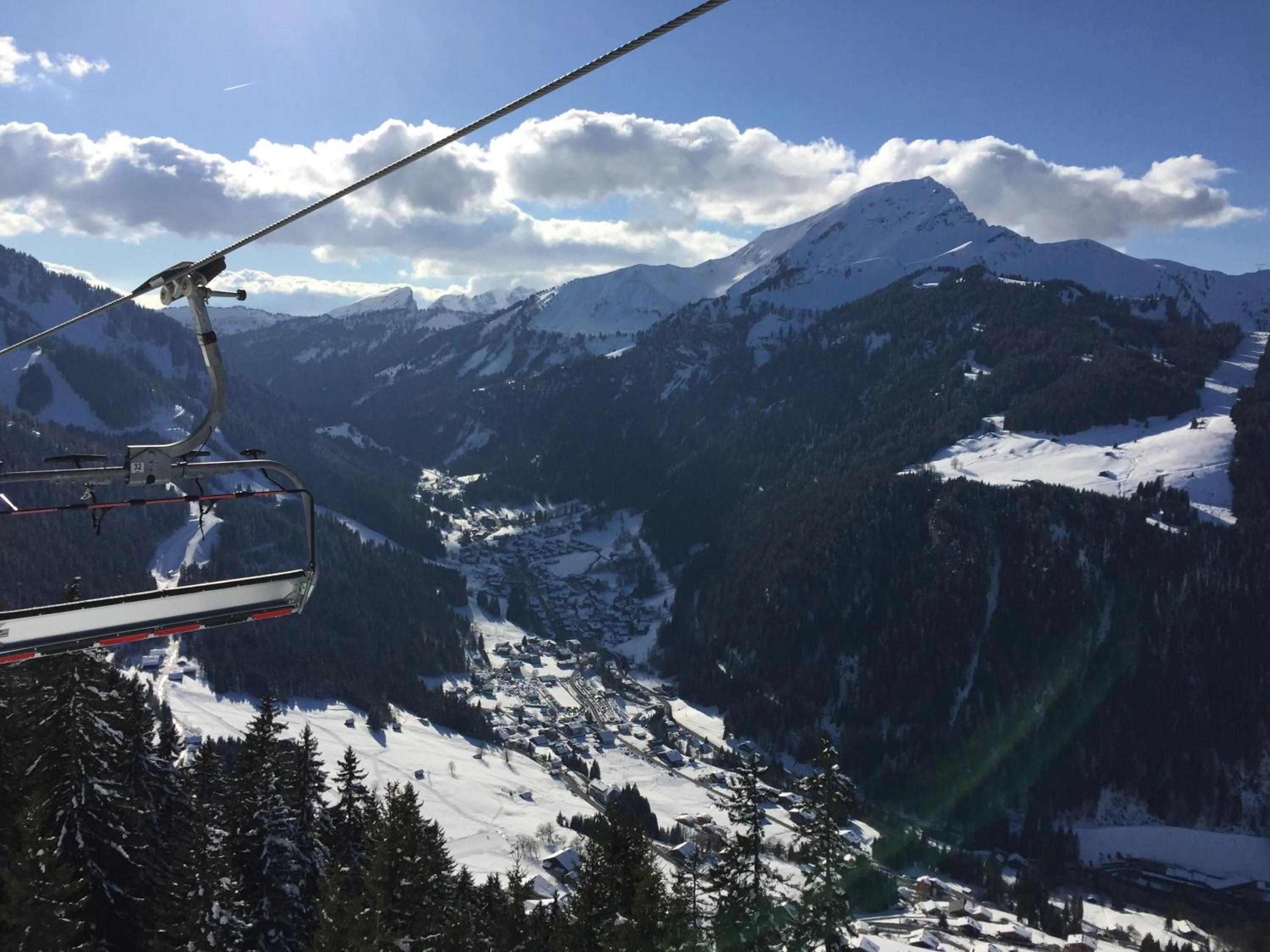 Day in La Chaumiere - Luxury Traditional Chalet, Châtel