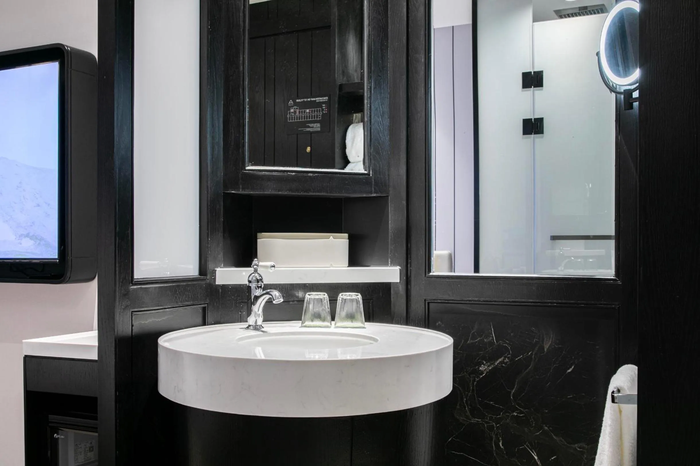 Atour X Hotel Hangzhou West Lake Wulin Plaza Yan'an Road