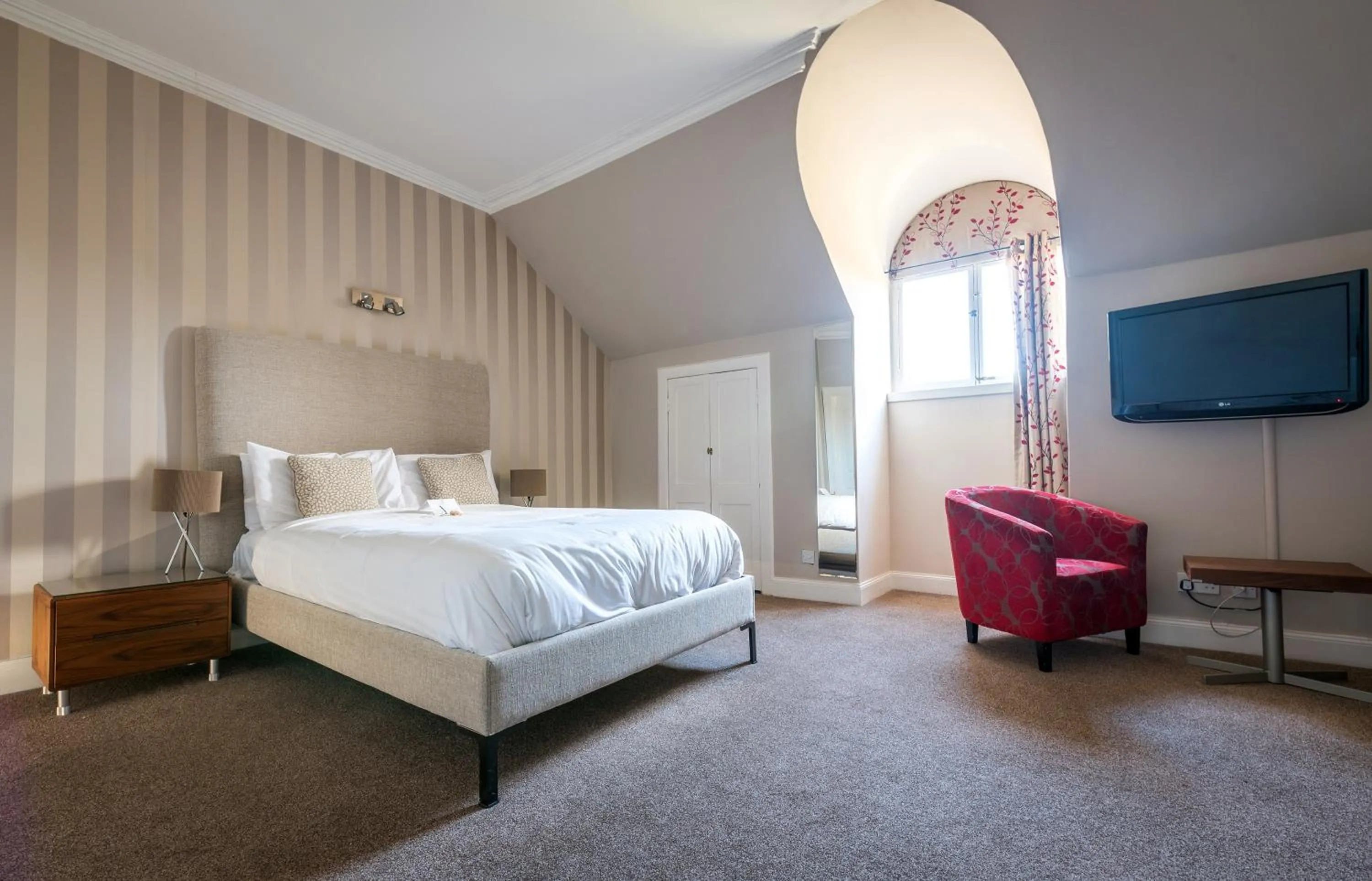 Bedroom, Bed in The Belhaven Hotel