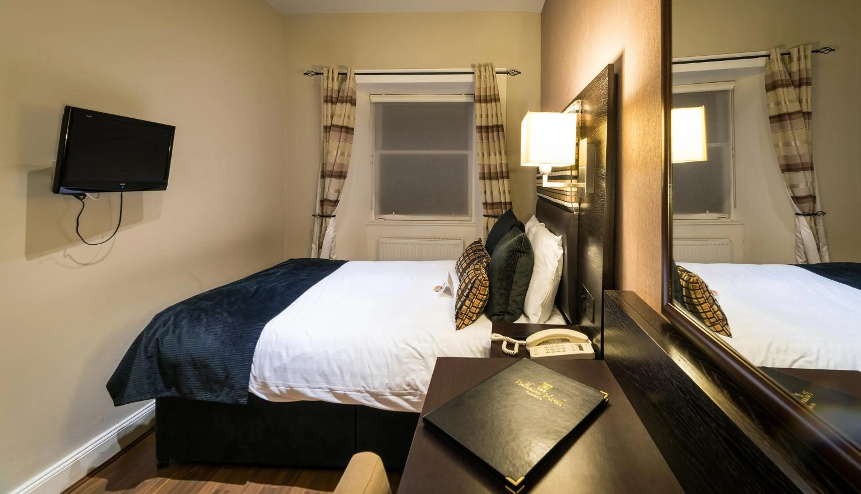 Bedroom, Bed in The Belhaven Hotel