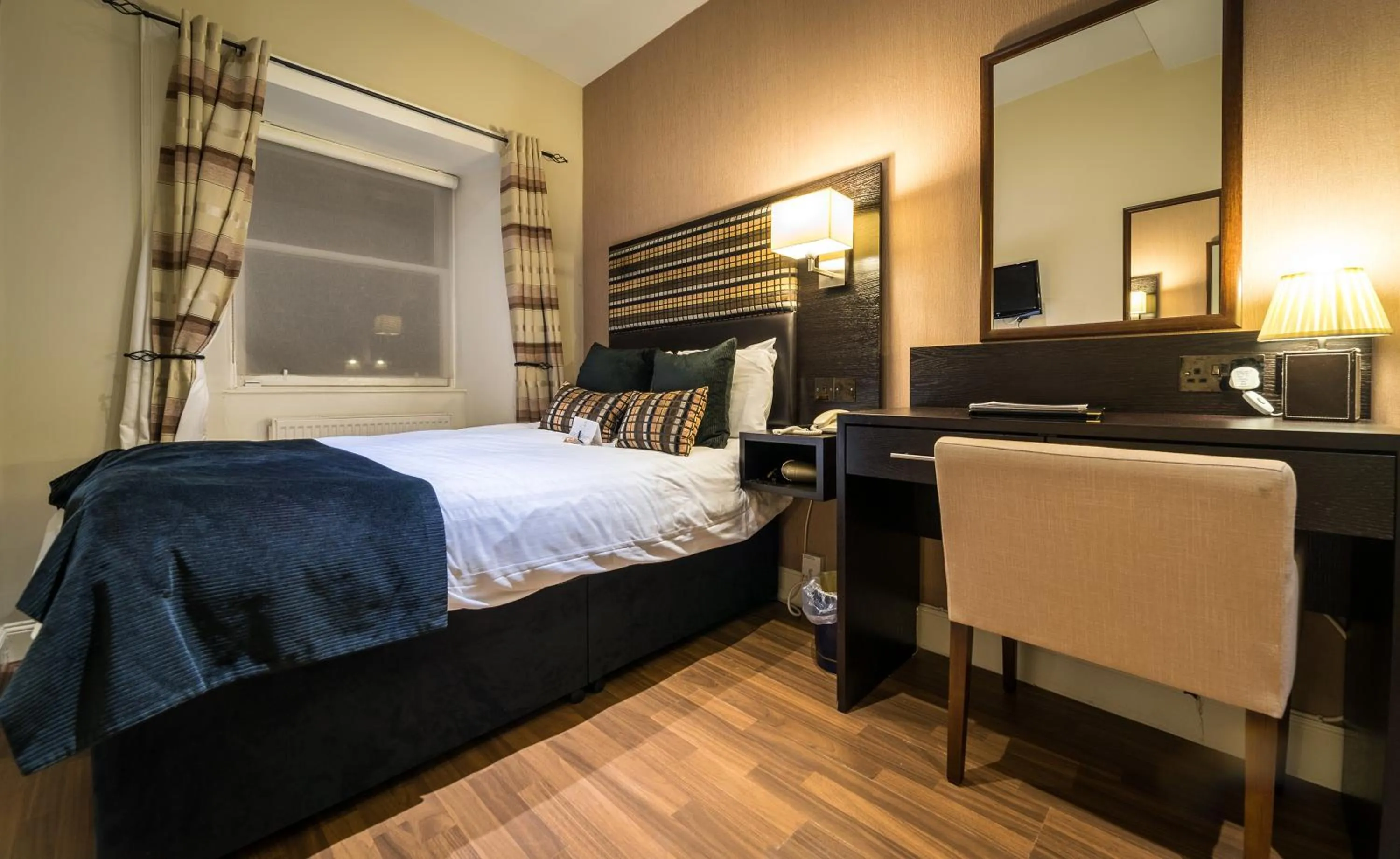 Bedroom, Bed in The Belhaven Hotel