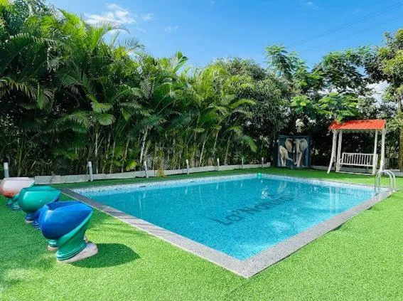 Swimming Pool in La Natura Villa