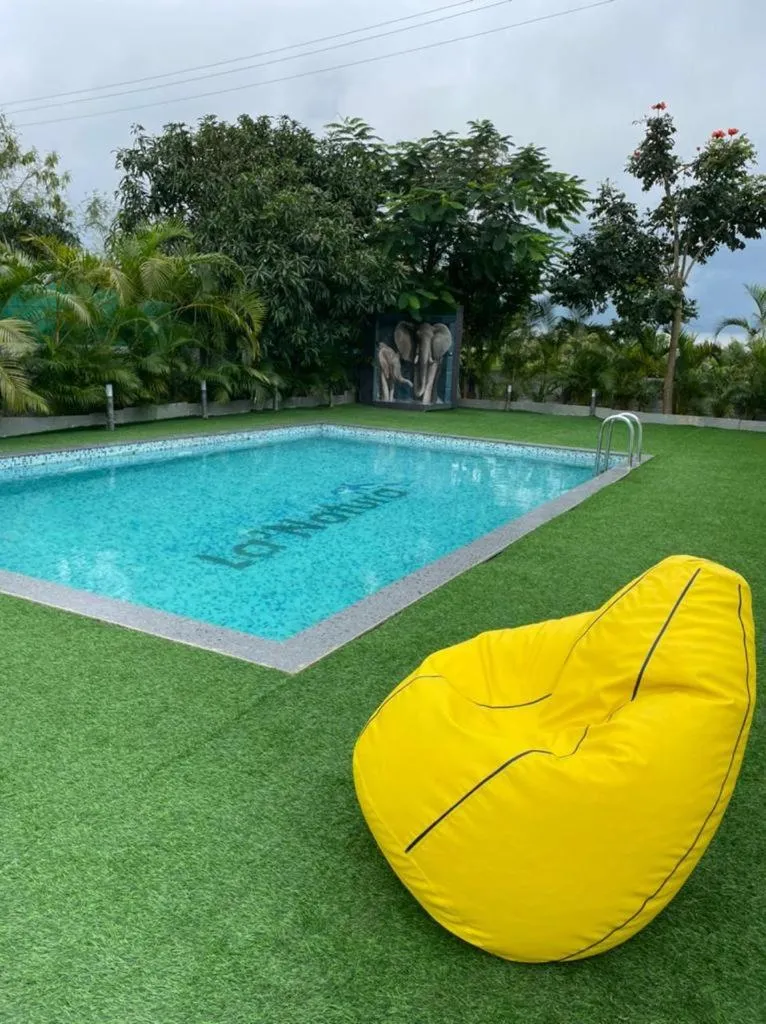 Swimming Pool in La Natura Villa