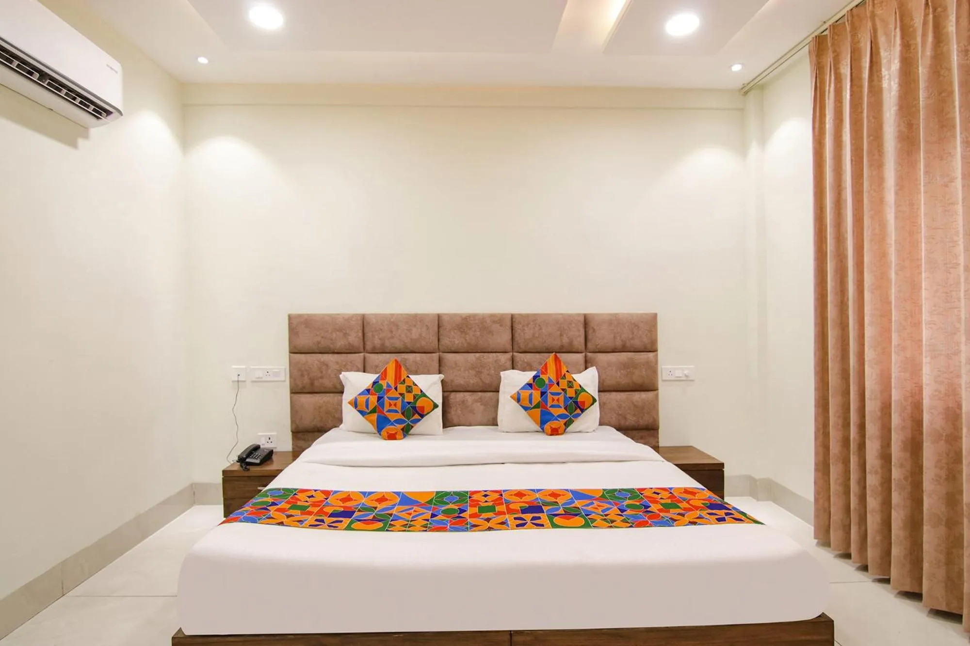 Bed in FabHotel Prism Grand - Nr Zirakpur Bus Stand'