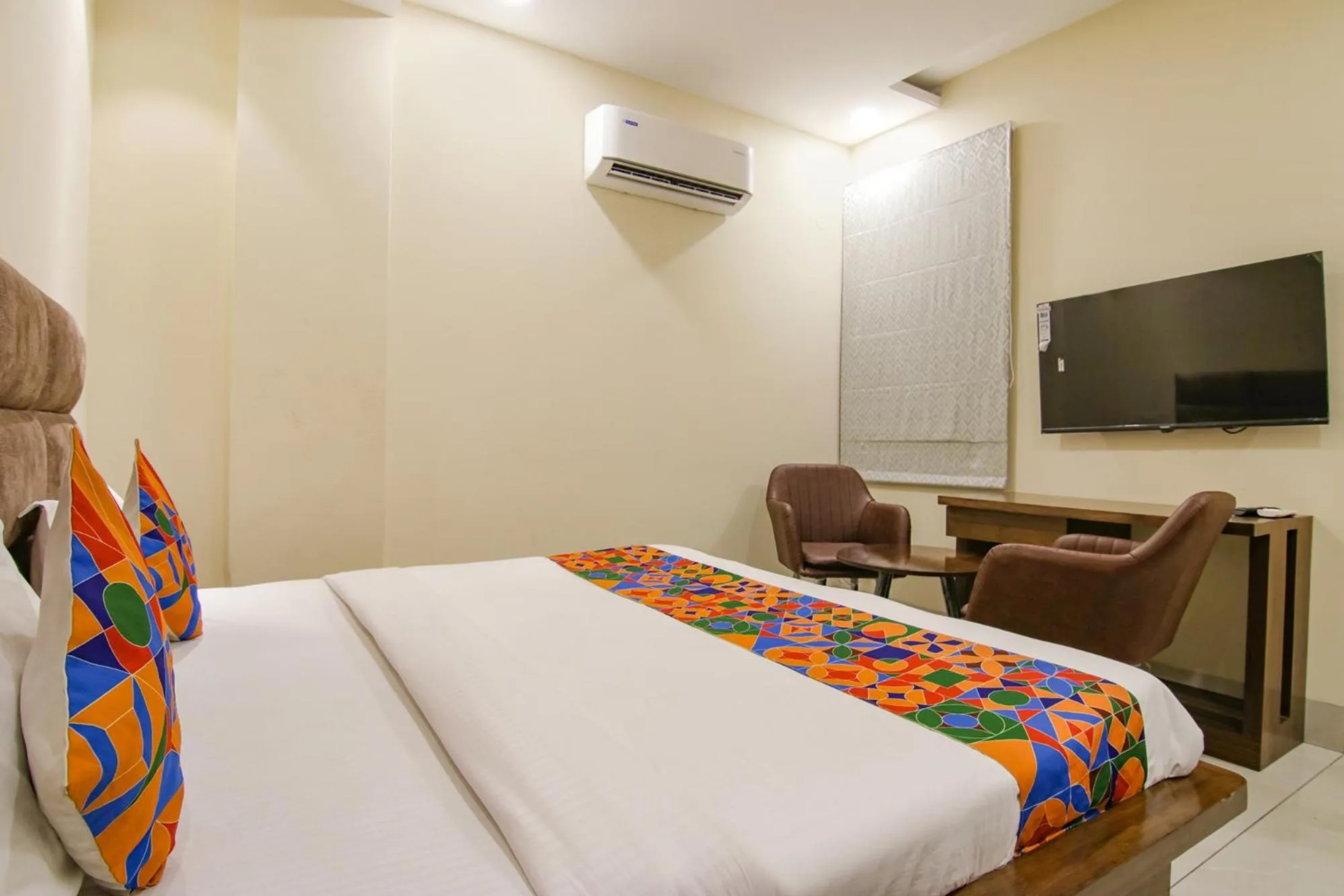 Bed in FabHotel Prism Grand - Nr Zirakpur Bus Stand'