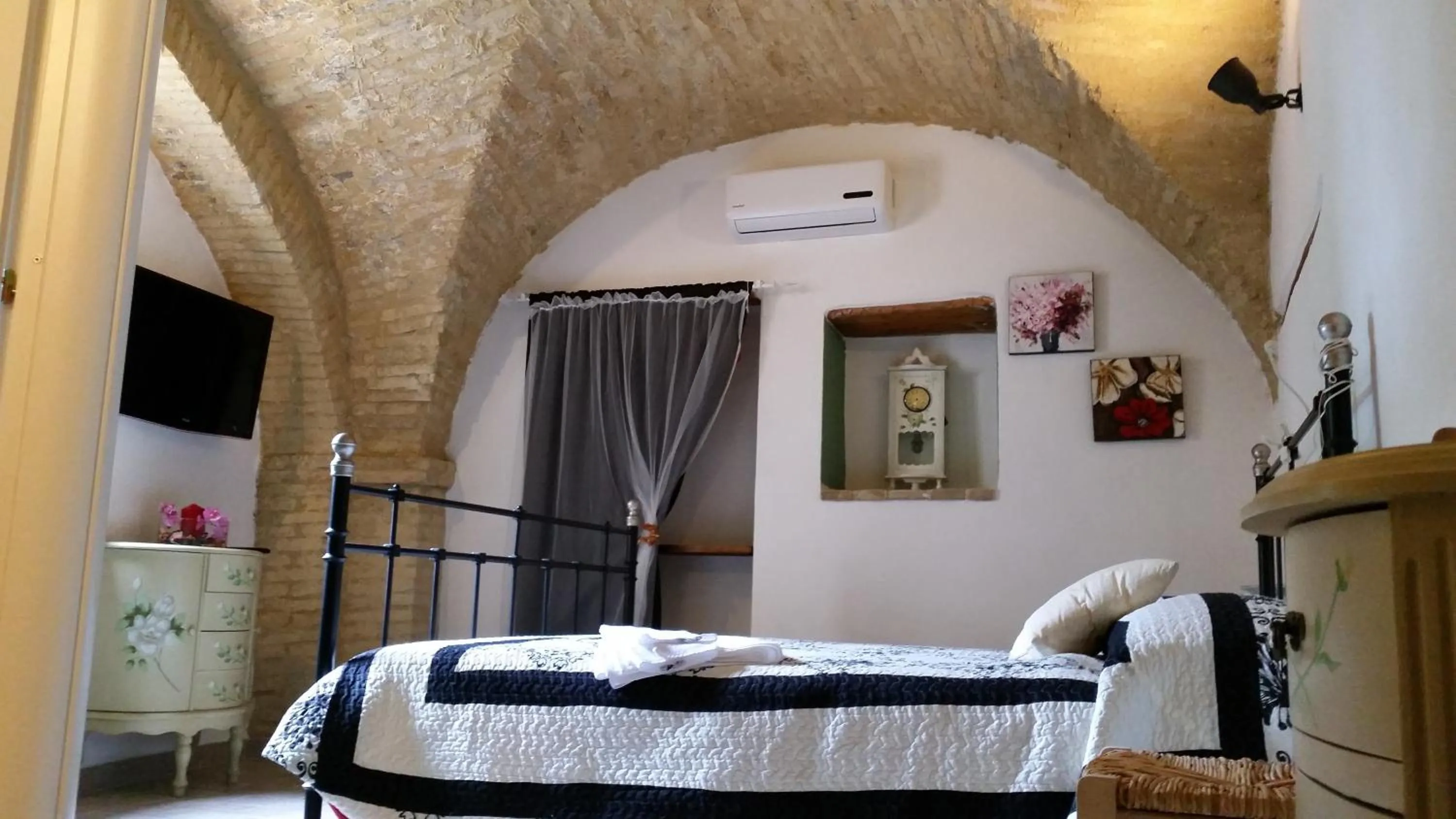 Bed in B&B Santantonio