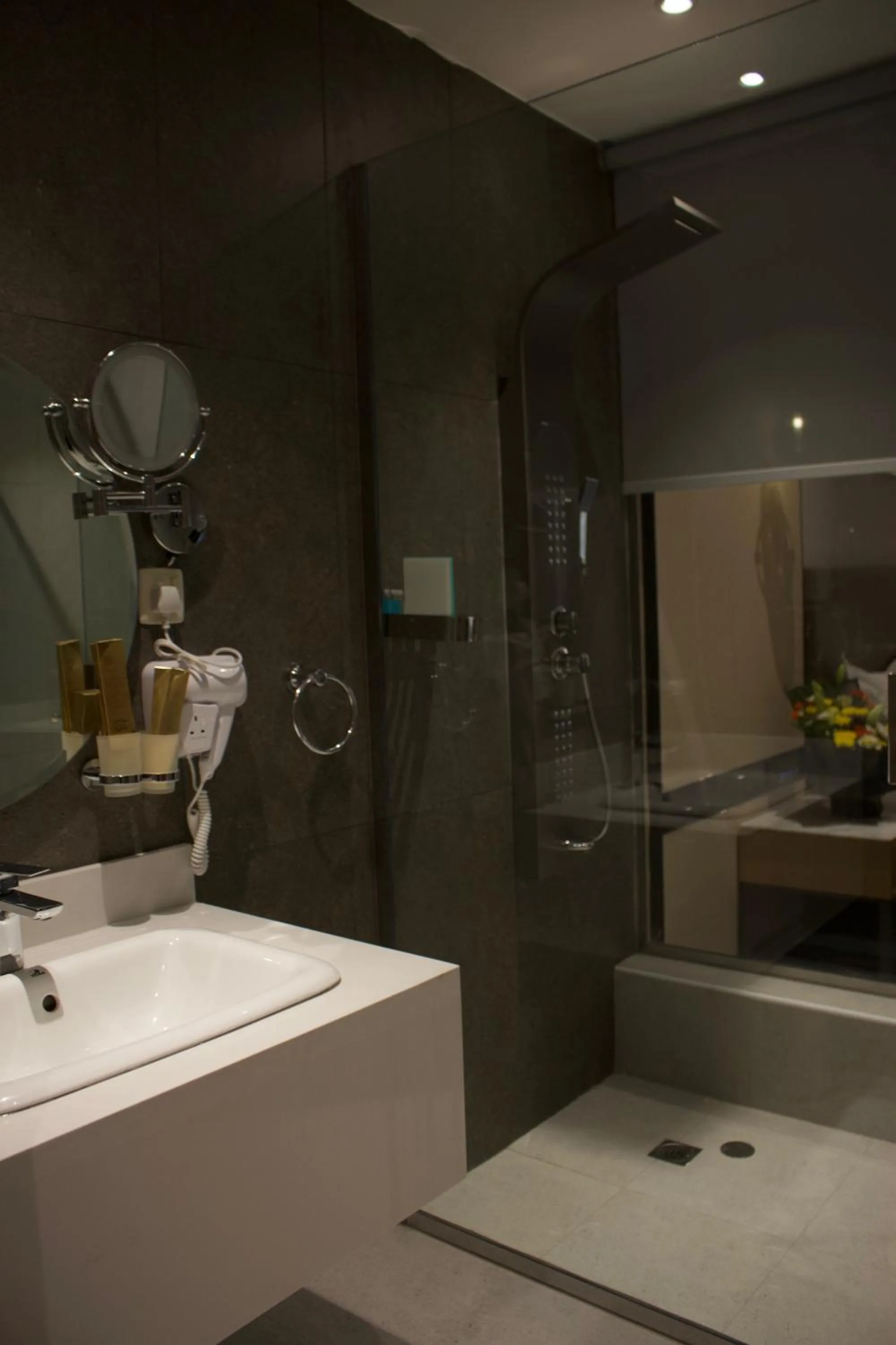 Best Western Plus Danat Almansak Hotel