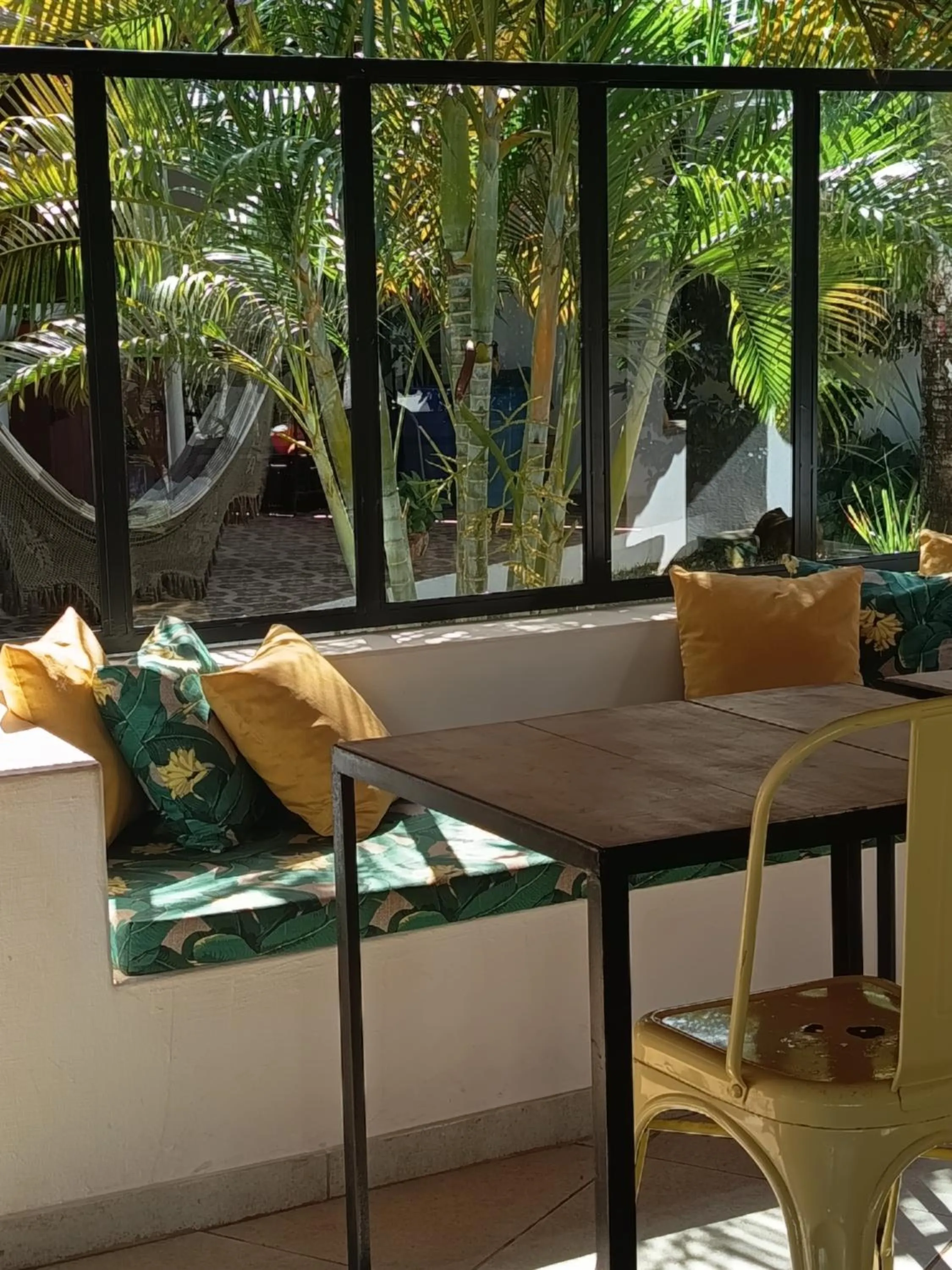 Living room in Pousada Casa Do Cocotier