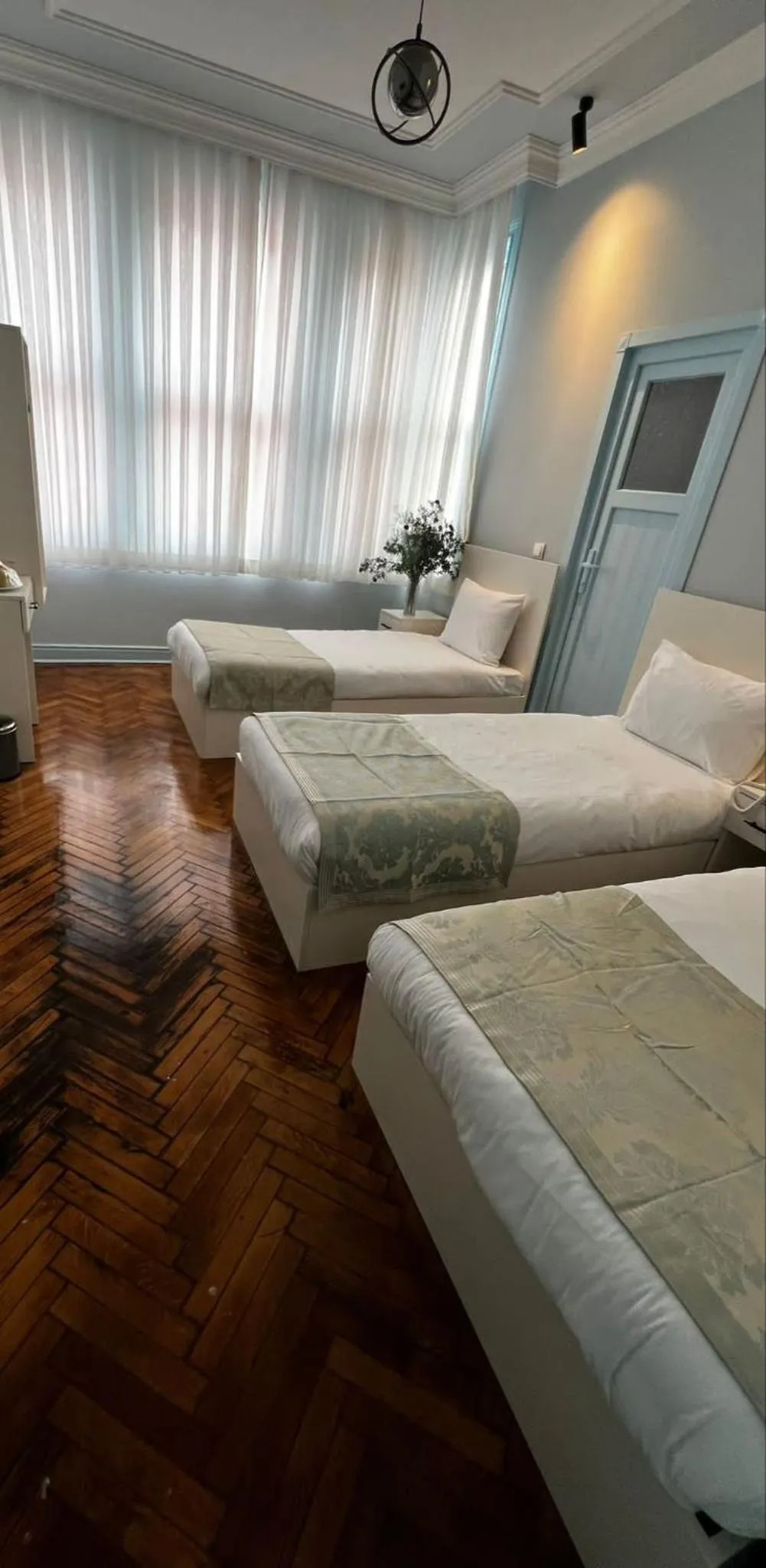 Photo of the whole room, Bed in Bali Star City Hotel