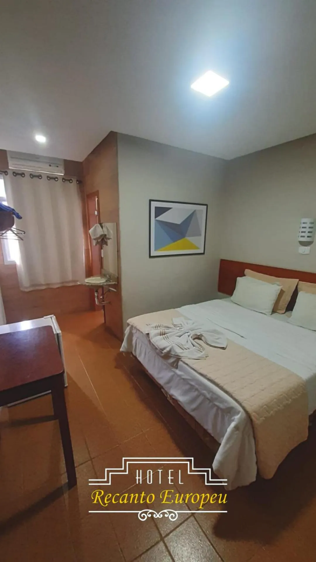 Bed in Hotel Recanto Europeu