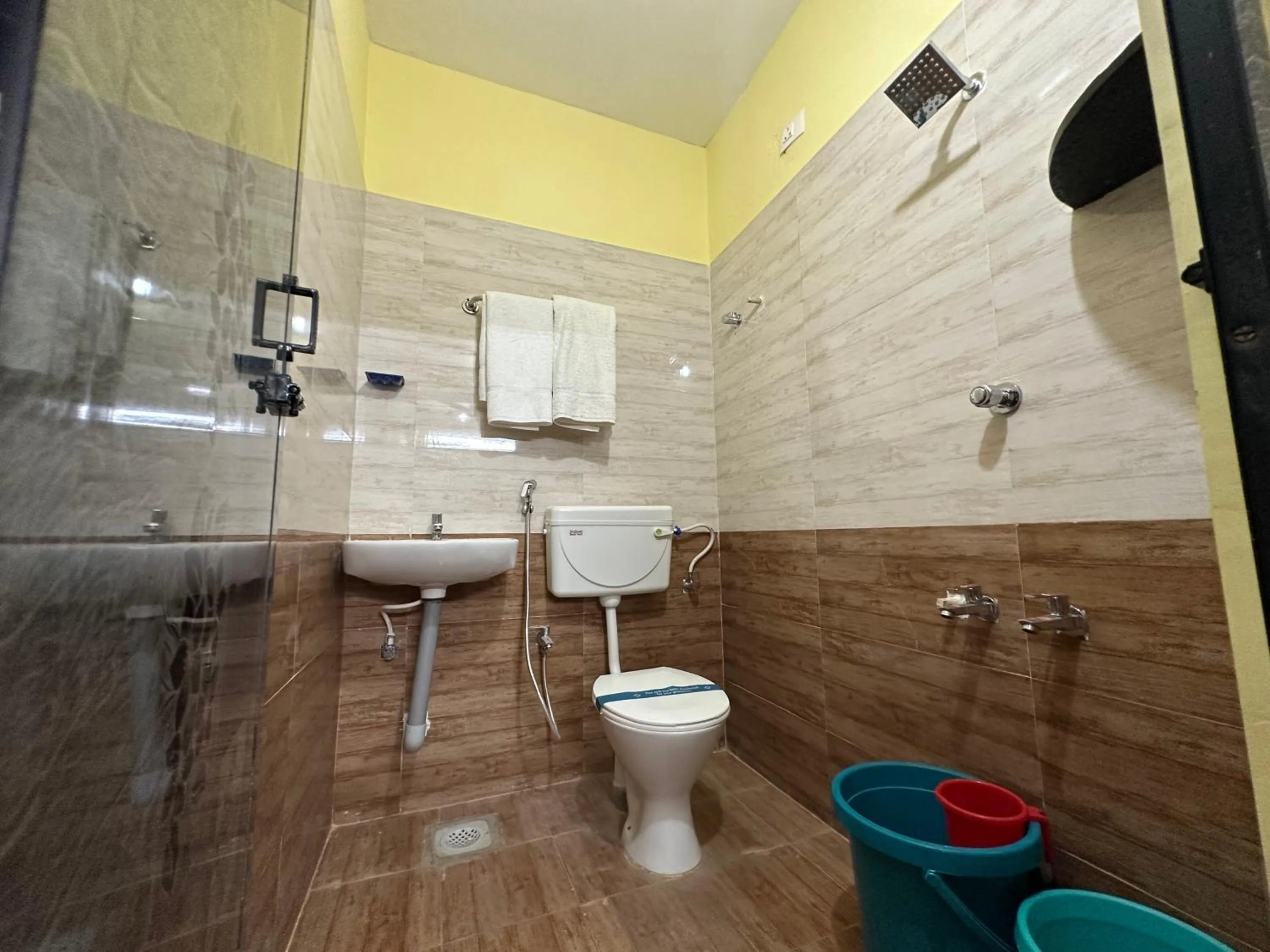 Toilet in The Kaya Inn Srirangam