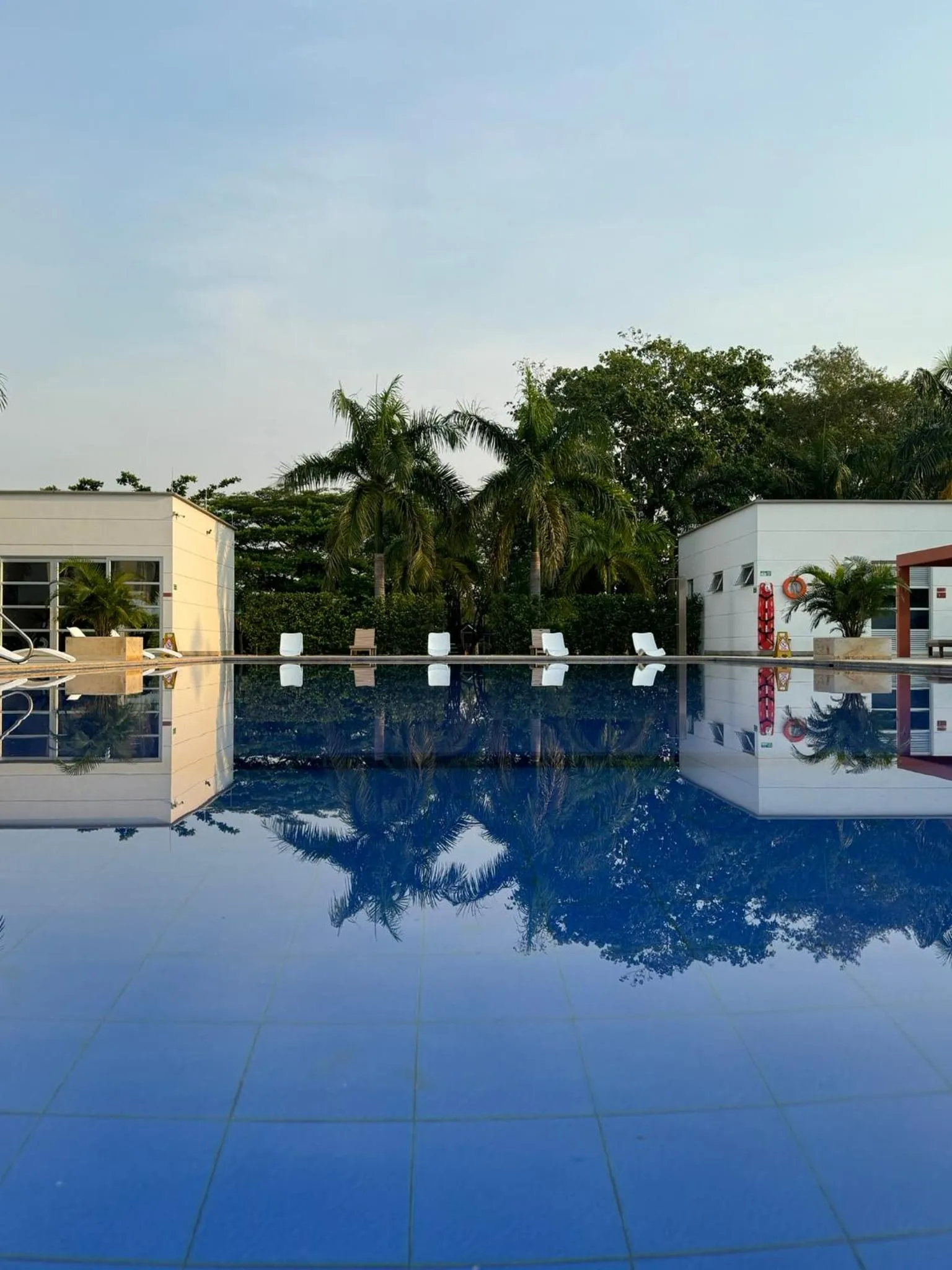 Swimming pool in Hotel Morúa