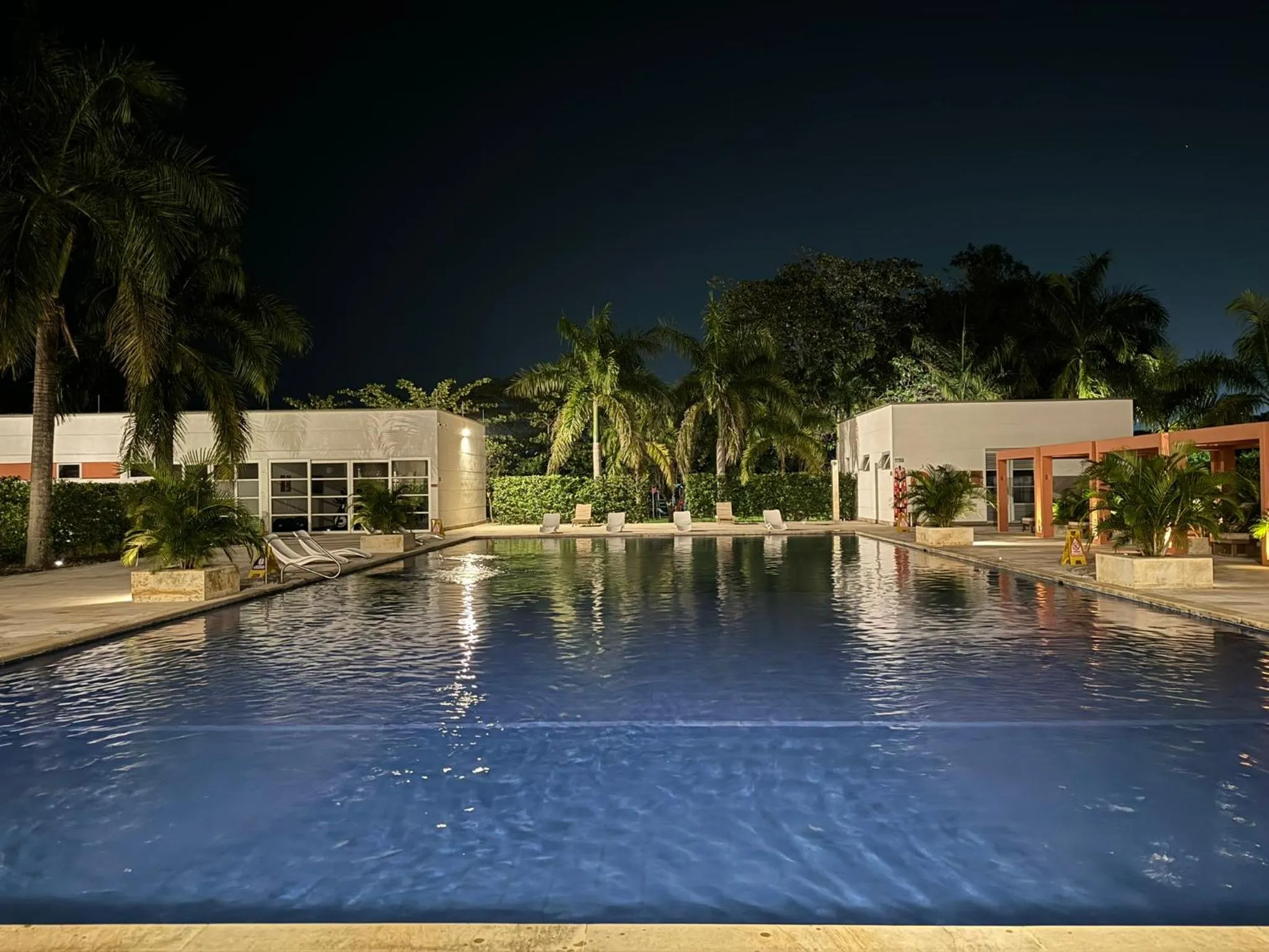 Swimming pool in Hotel Morúa