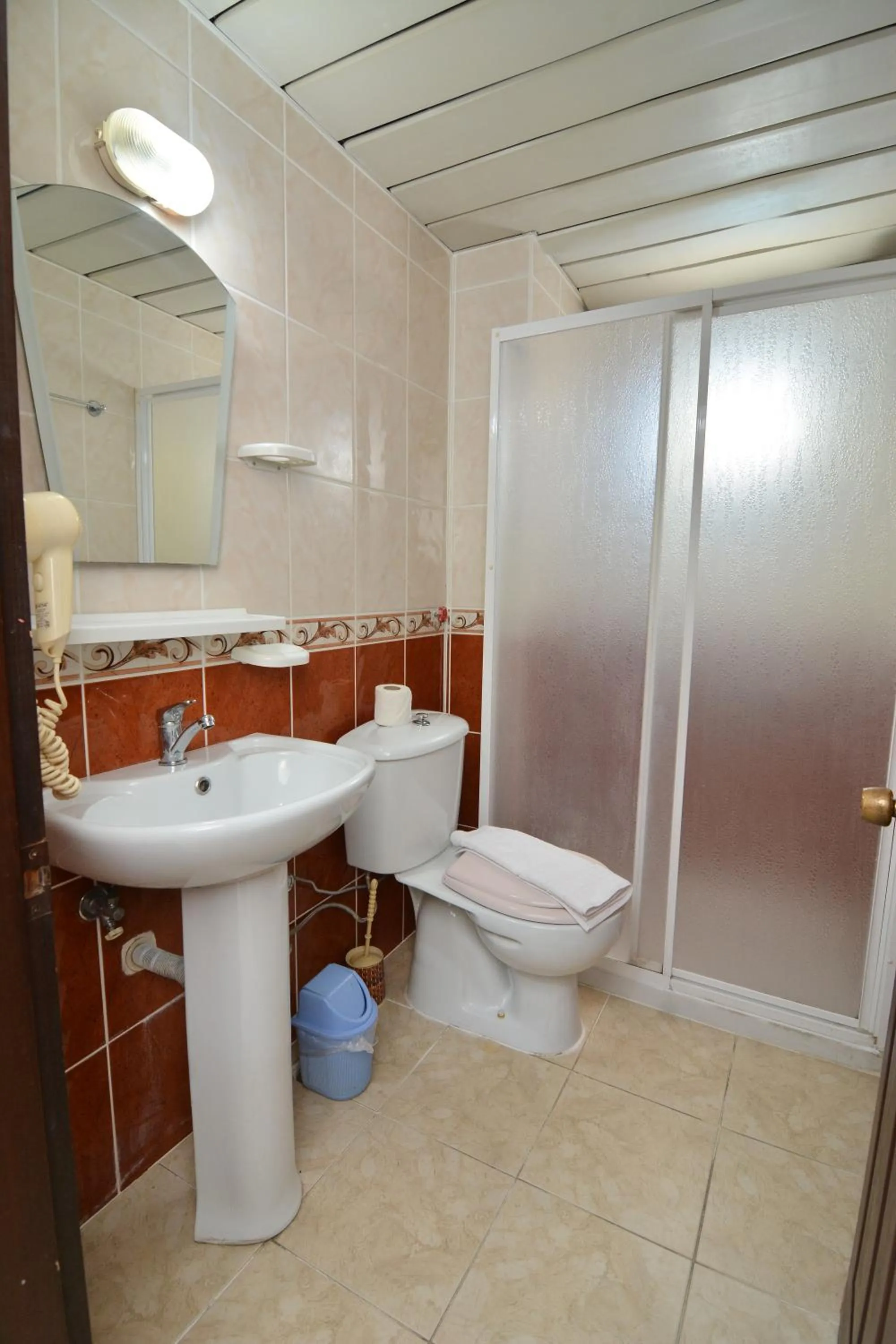 Bathroom in Rose Garden Apart Hotel