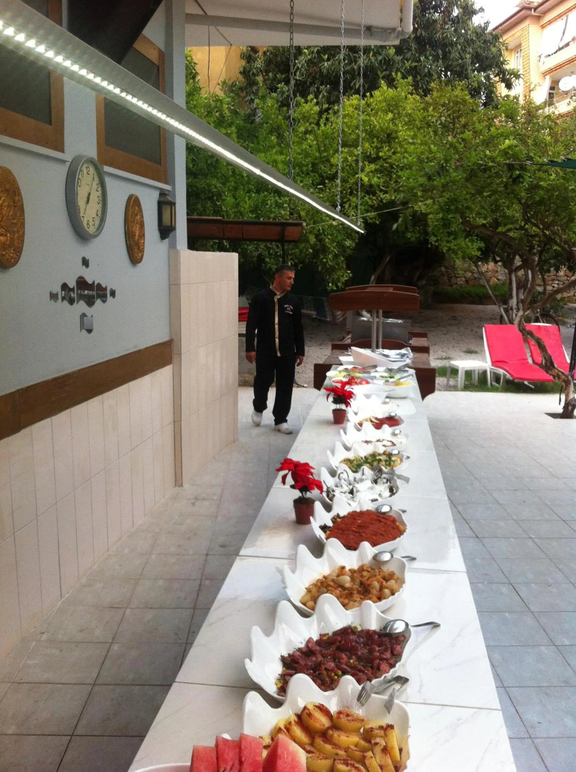 Garden in Rose Garden Apart Hotel