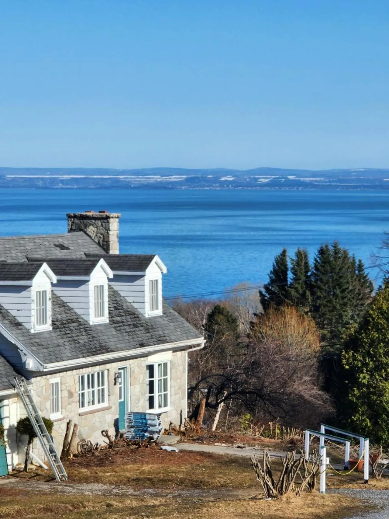 Natural landscape in Auberge des Nuages