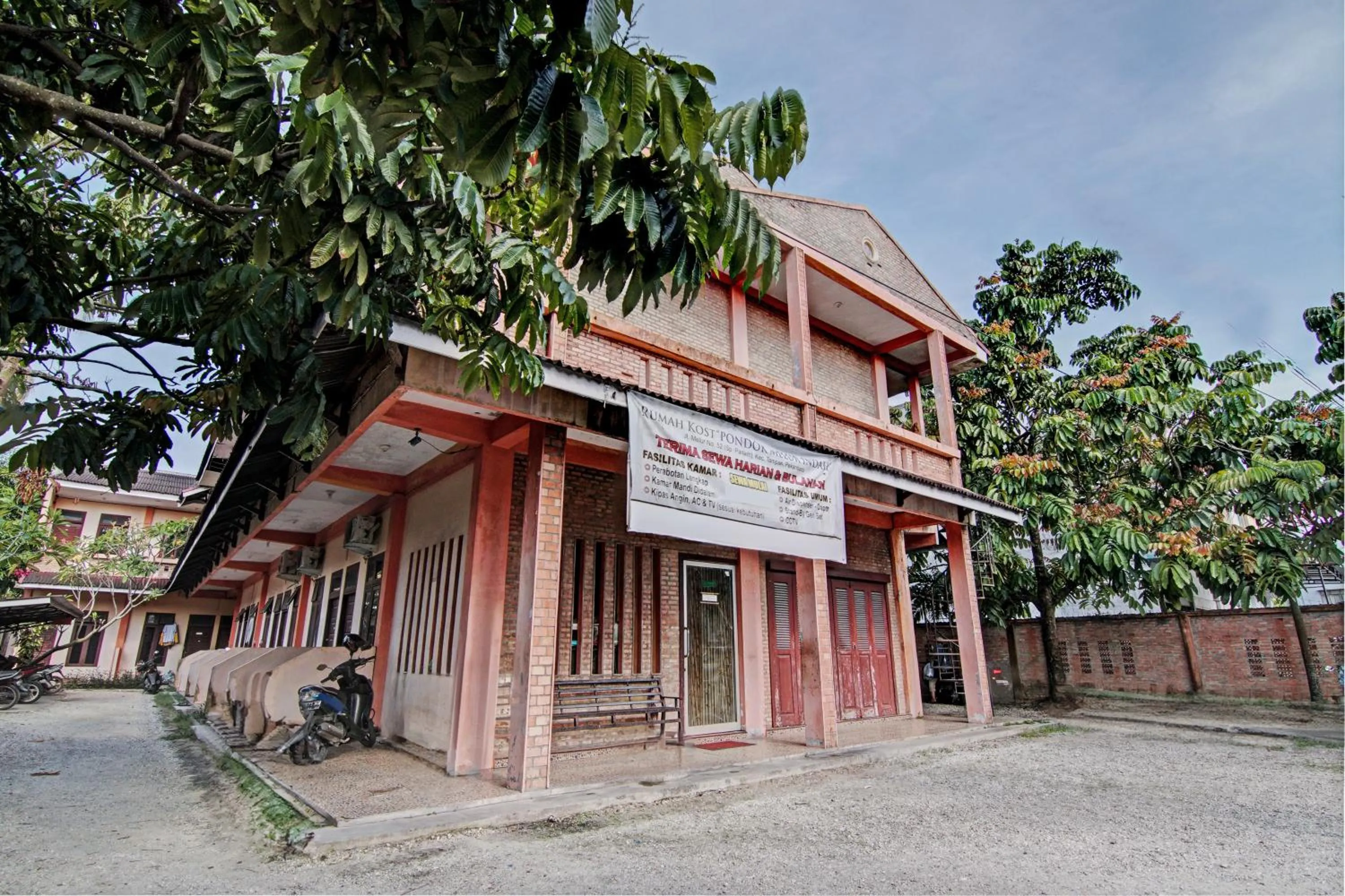 Facade/entrance in Hotel O Harapan Homestay SyariahNearDamai Langgeng Park