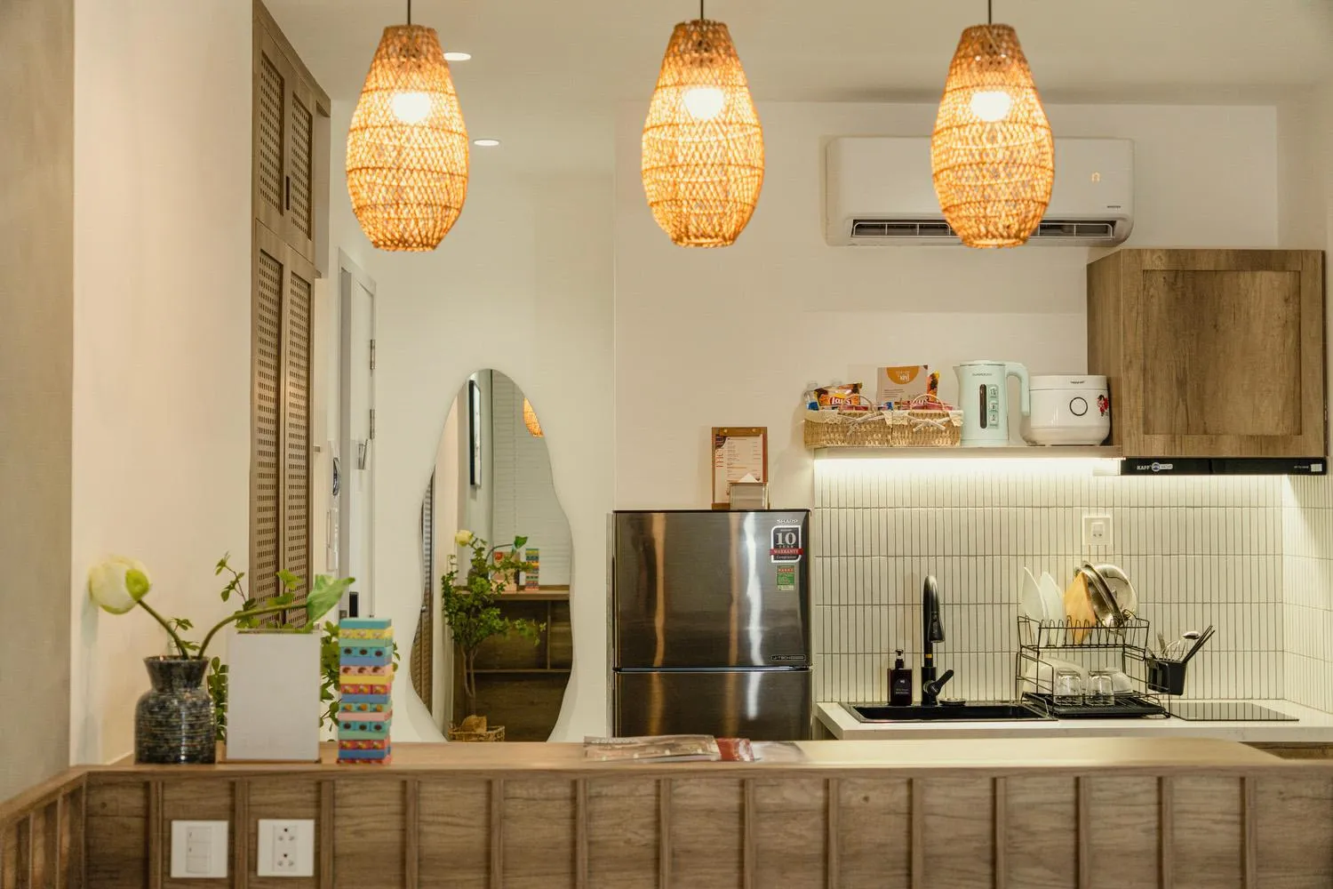 Kitchen or kitchenette in Kin Wander Tân Phong, The Moonage