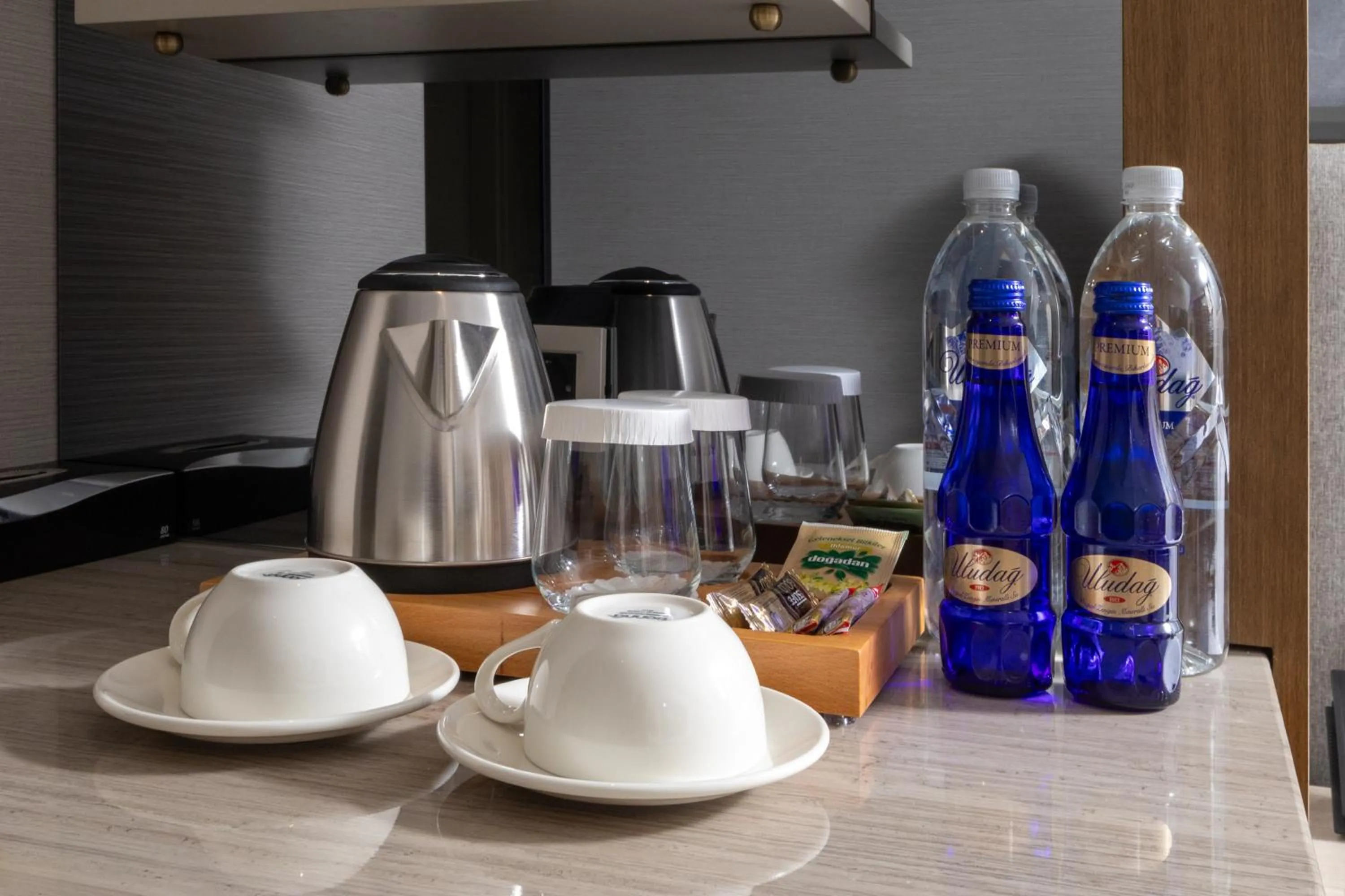 Coffee/tea facilities in Bentley Hotel Old City-Special Class